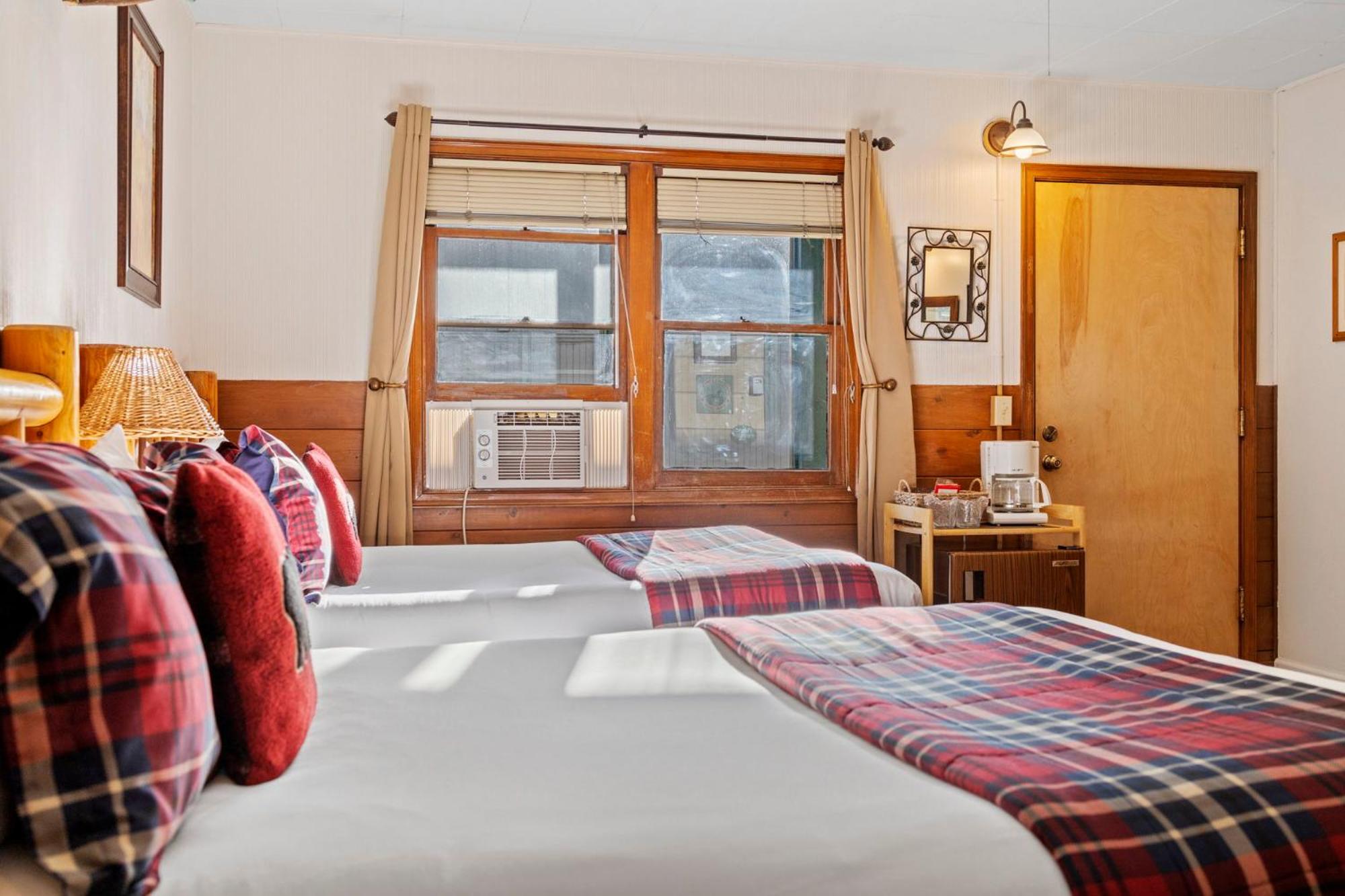 Classic Quadruple Room - Photo 5