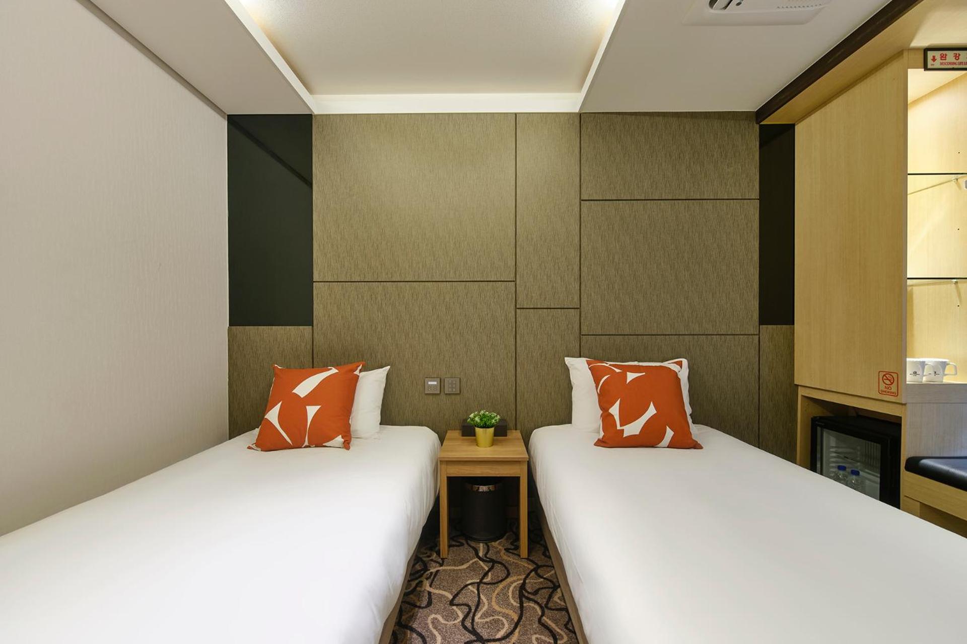 Deluxe Twin Room - Photo 1