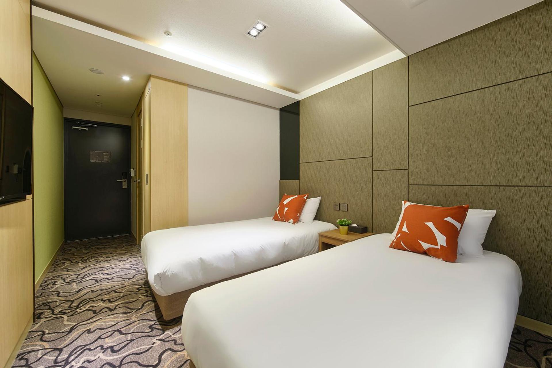 Deluxe Twin Room - Photo 2