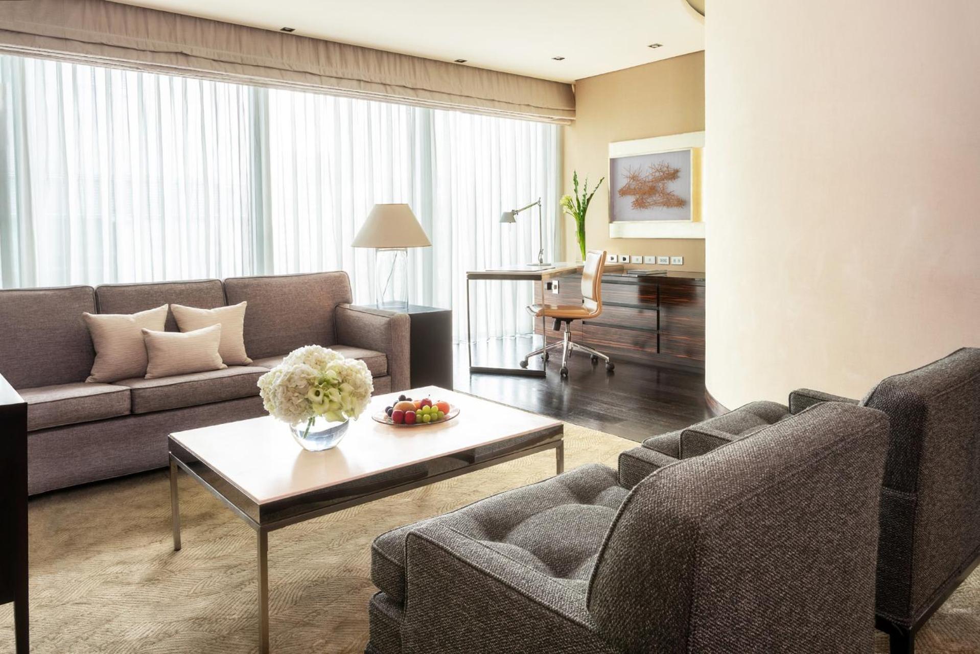 One Bedroom Suite photo 2