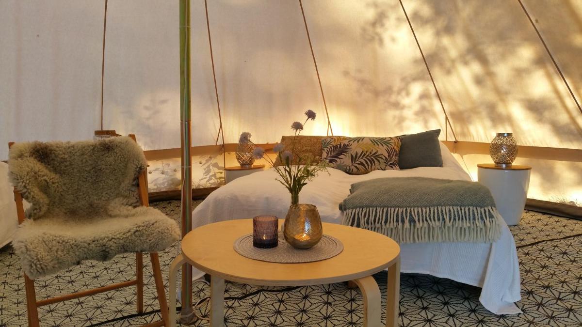 Tent - Photo 2