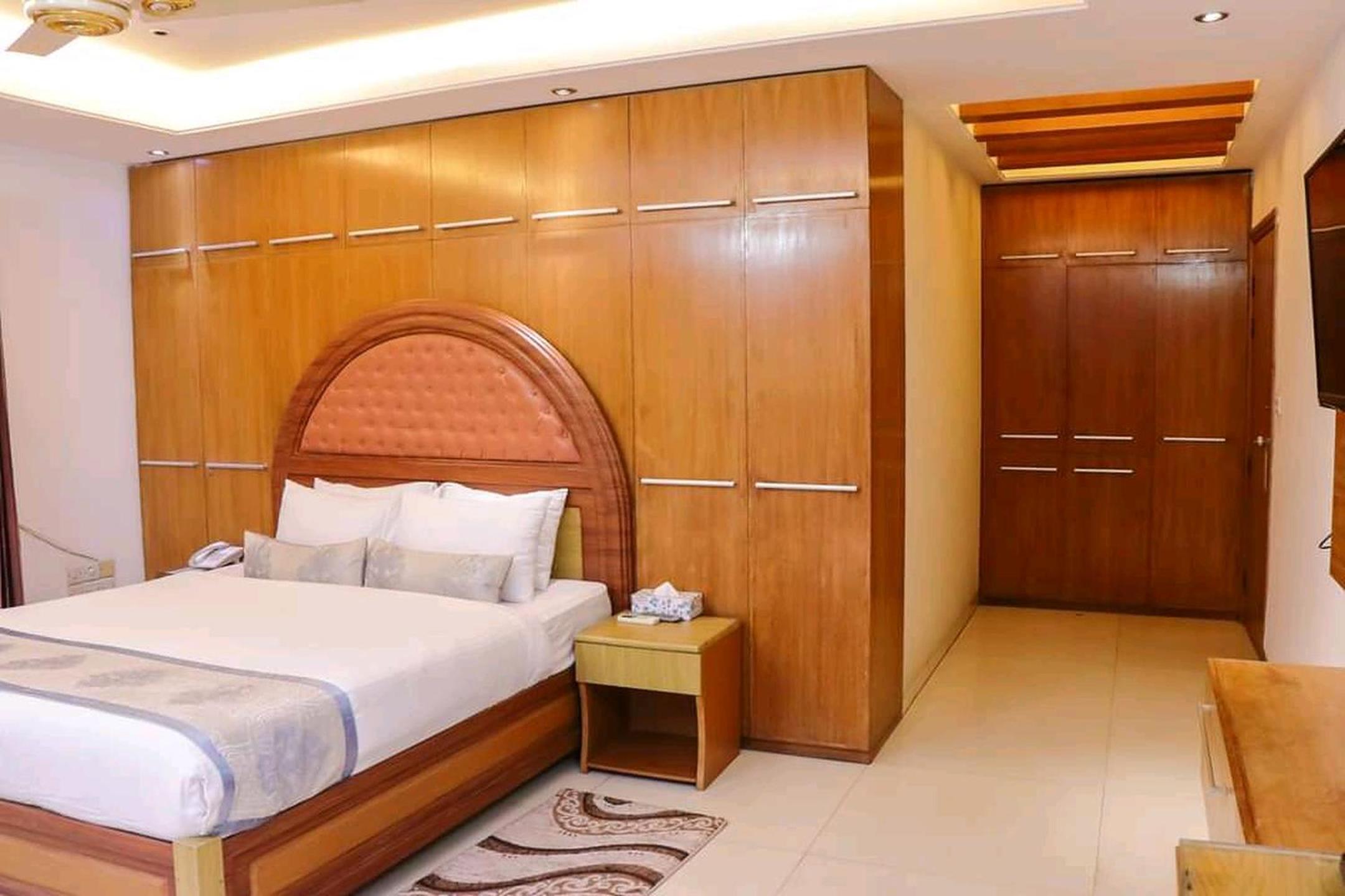 Deluxe Single Room photo 3