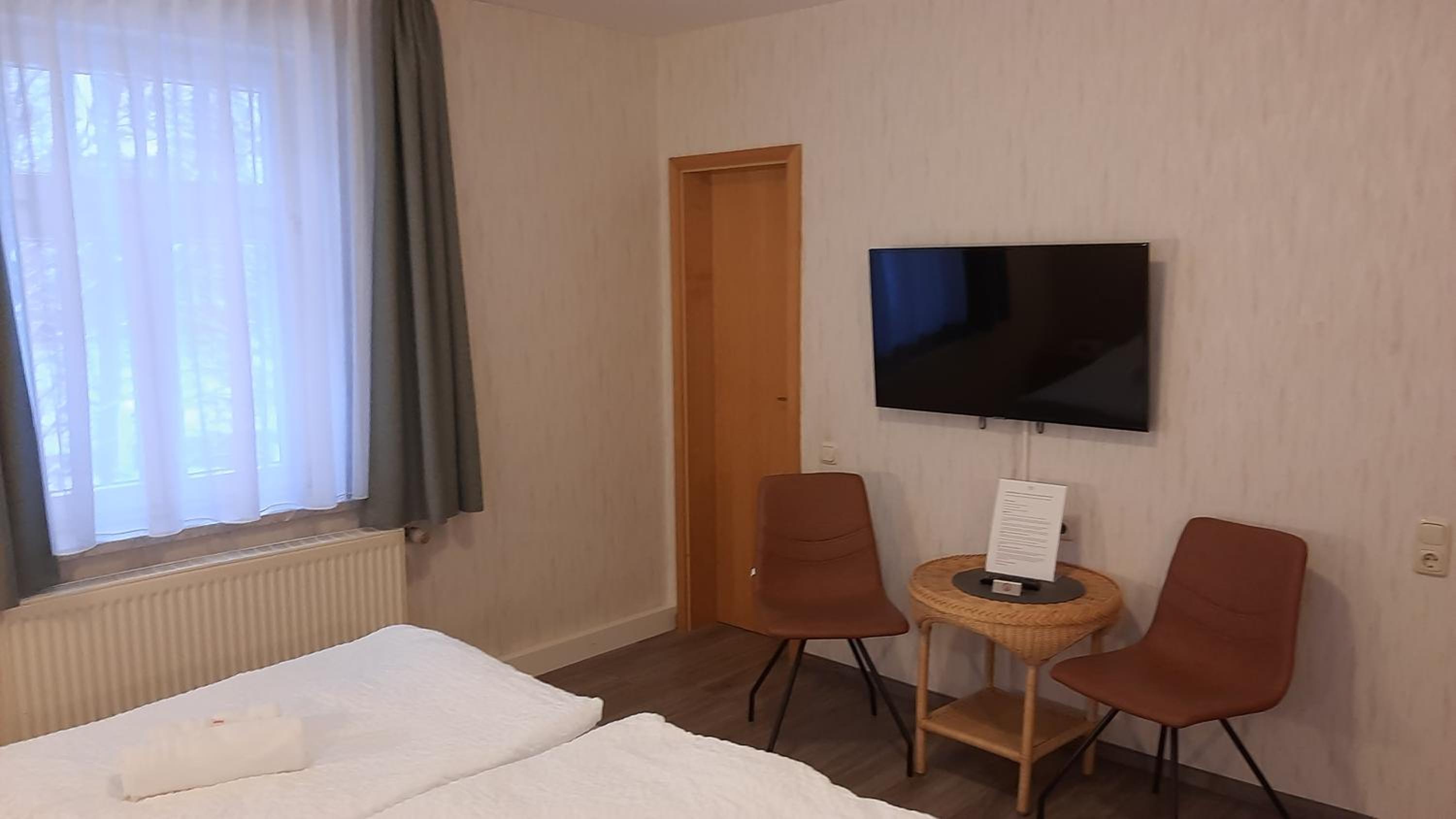 Triple Room With Bathroom photo 2
