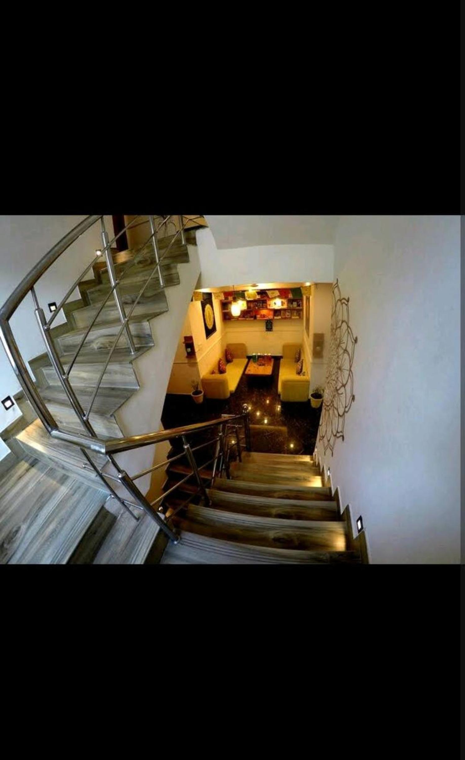 Deluxe Room - Photo 16