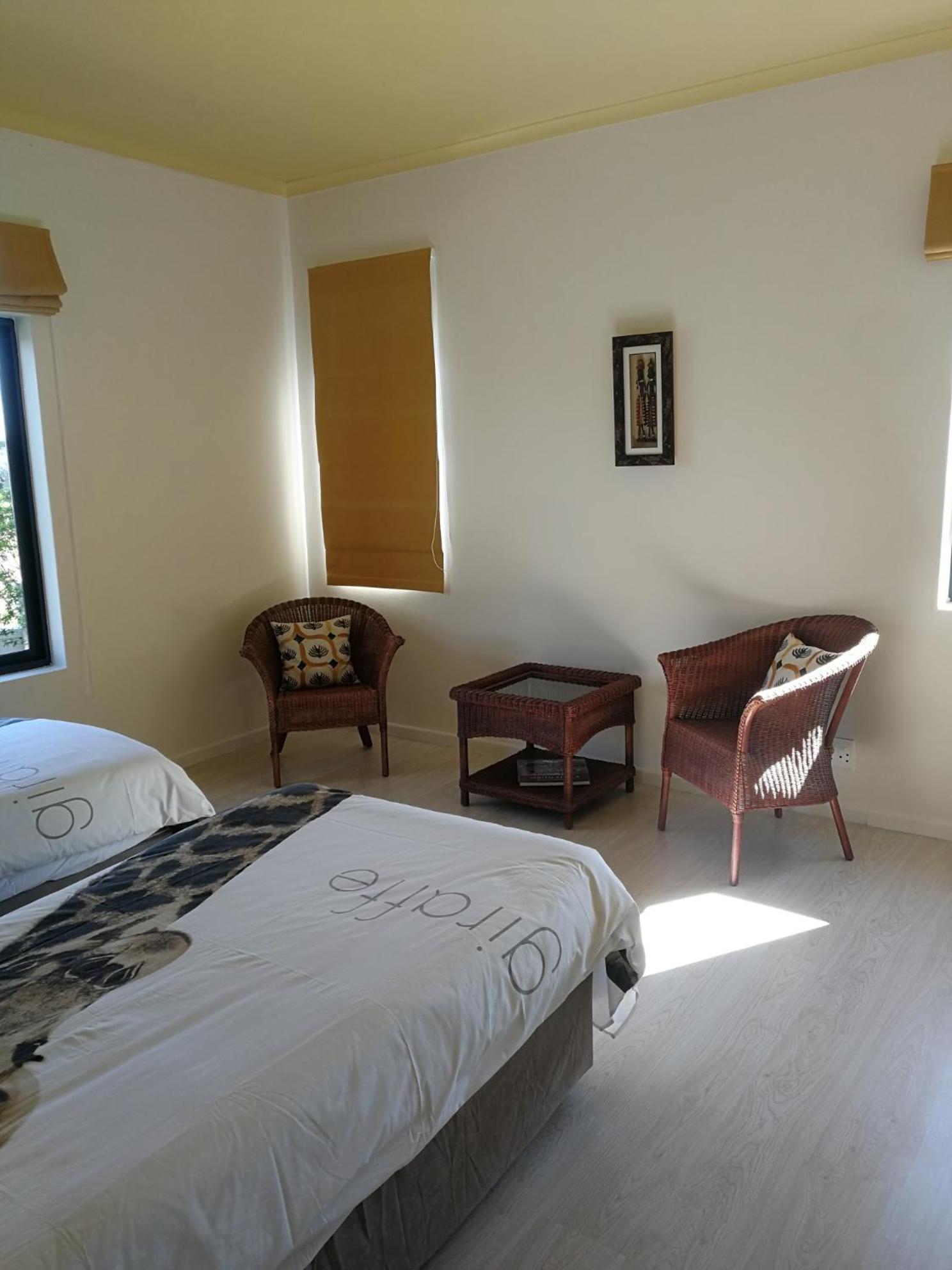 Three-Bedroom Villa photo 3