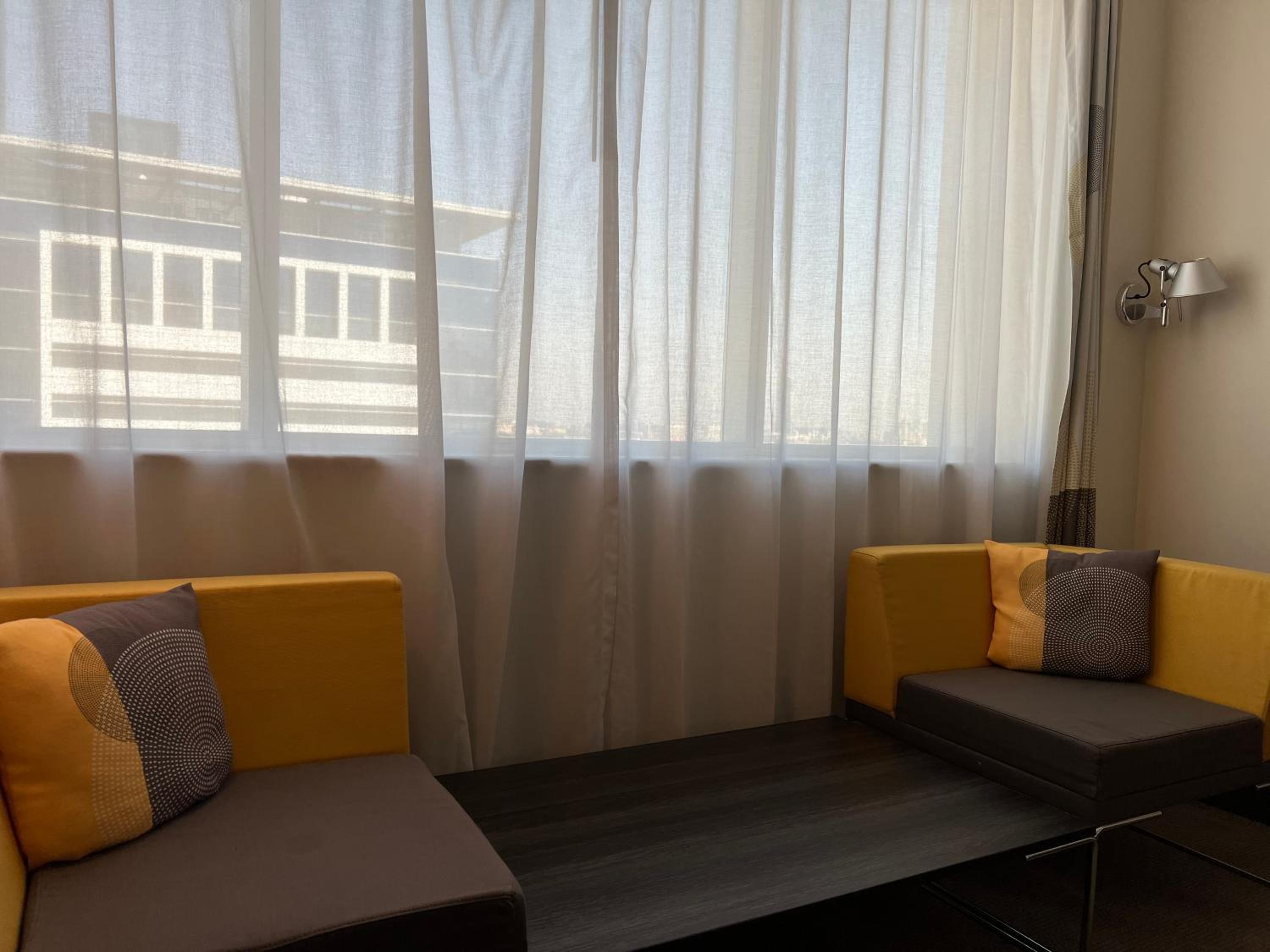 Executive Room with Two Single Beds photo 2
