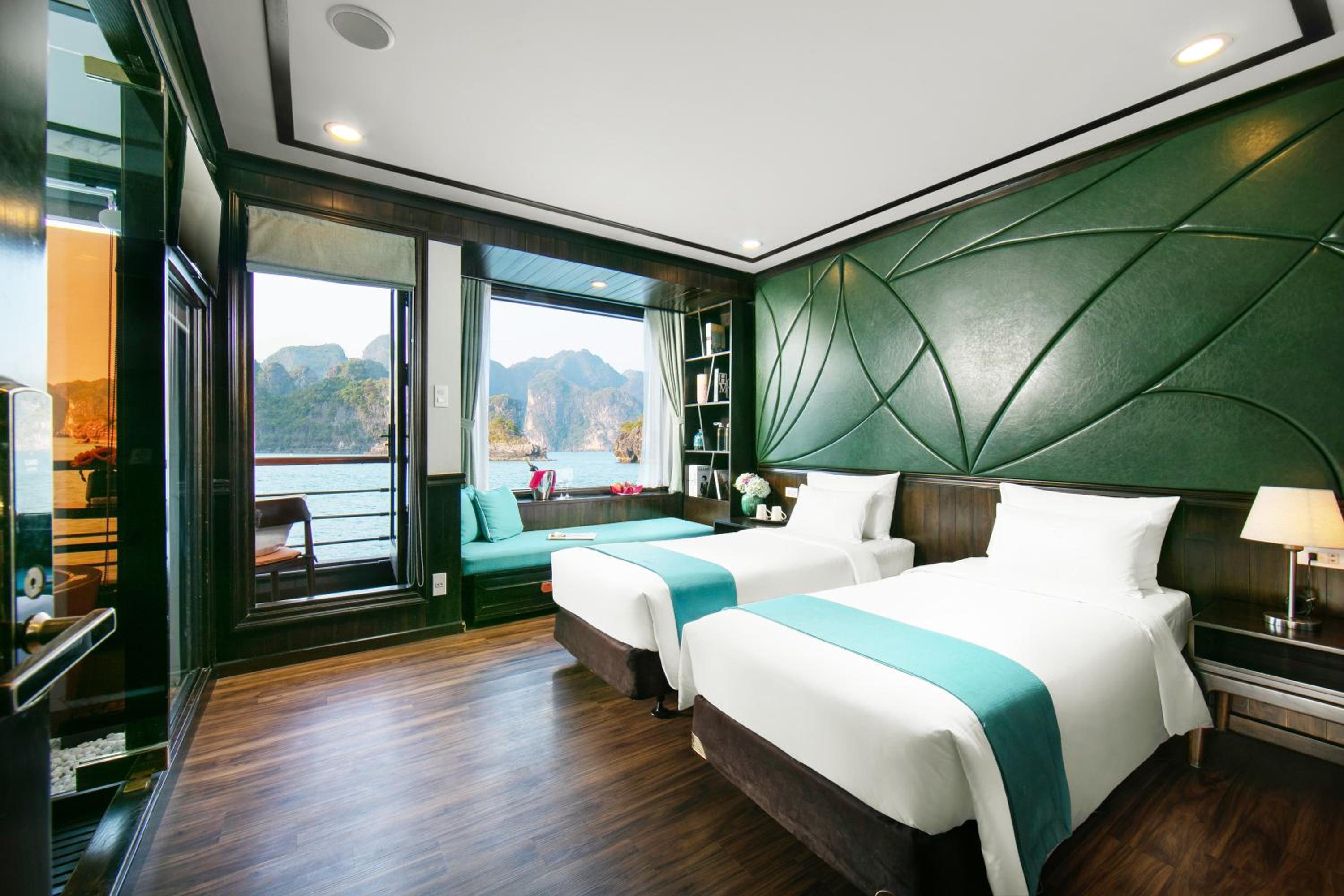 Deluxe Room with Private Balcony - 2 Days 1 Night photo 2