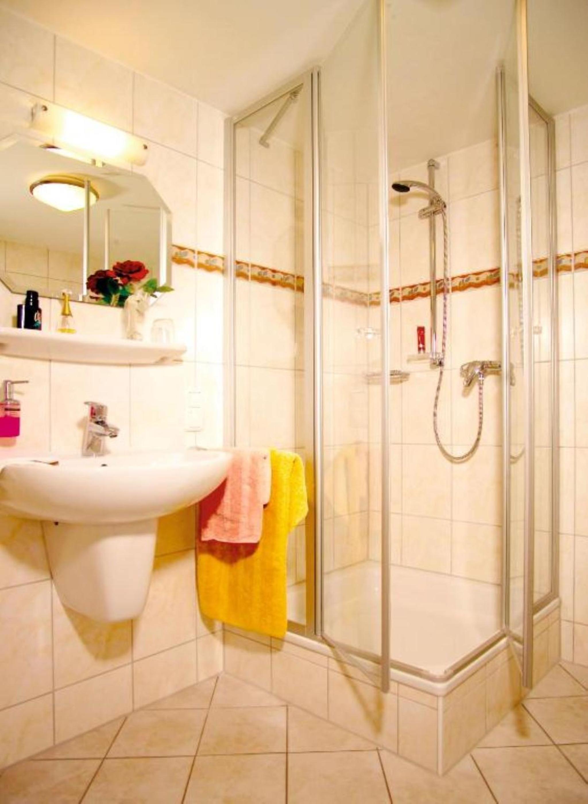 Comfort Double Room (4 Adults) photo 2