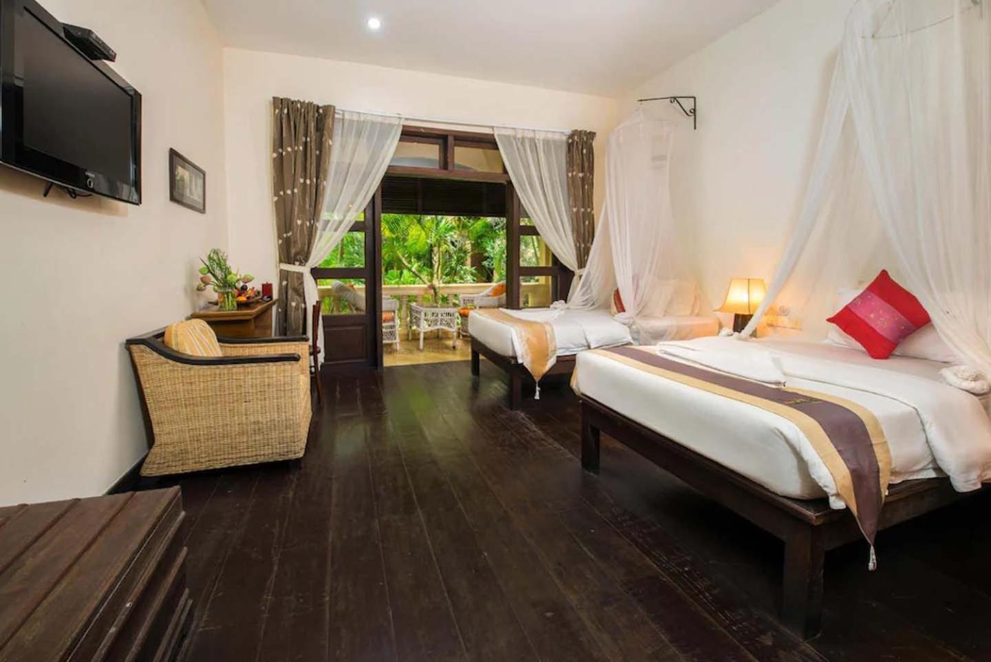 Deluxe Twin Room - Photo 13