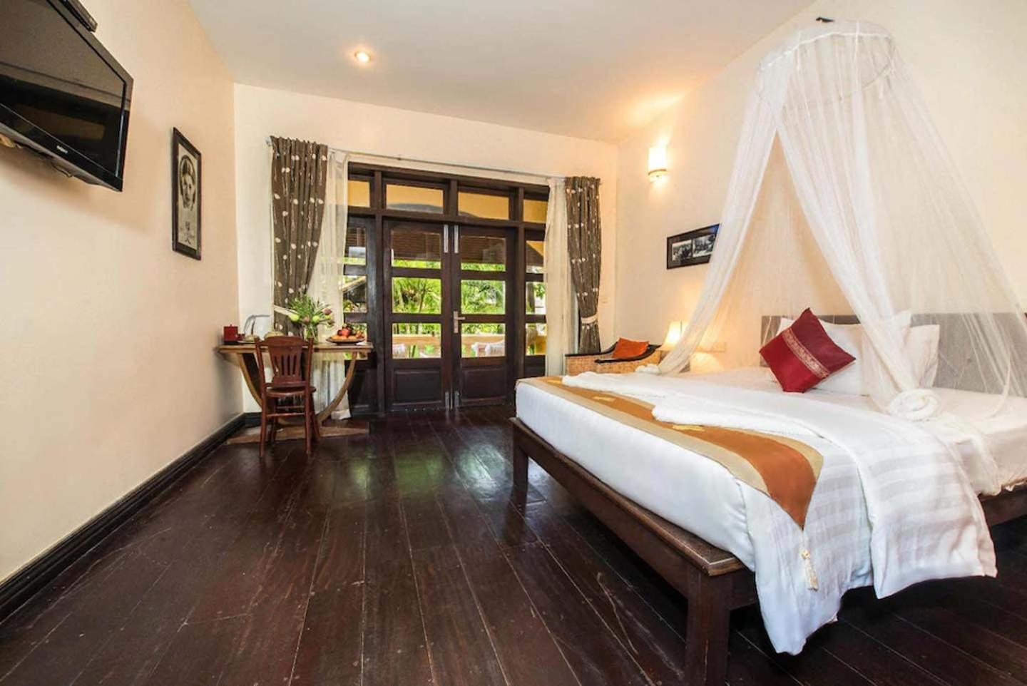 Deluxe Double Room - Photo 10