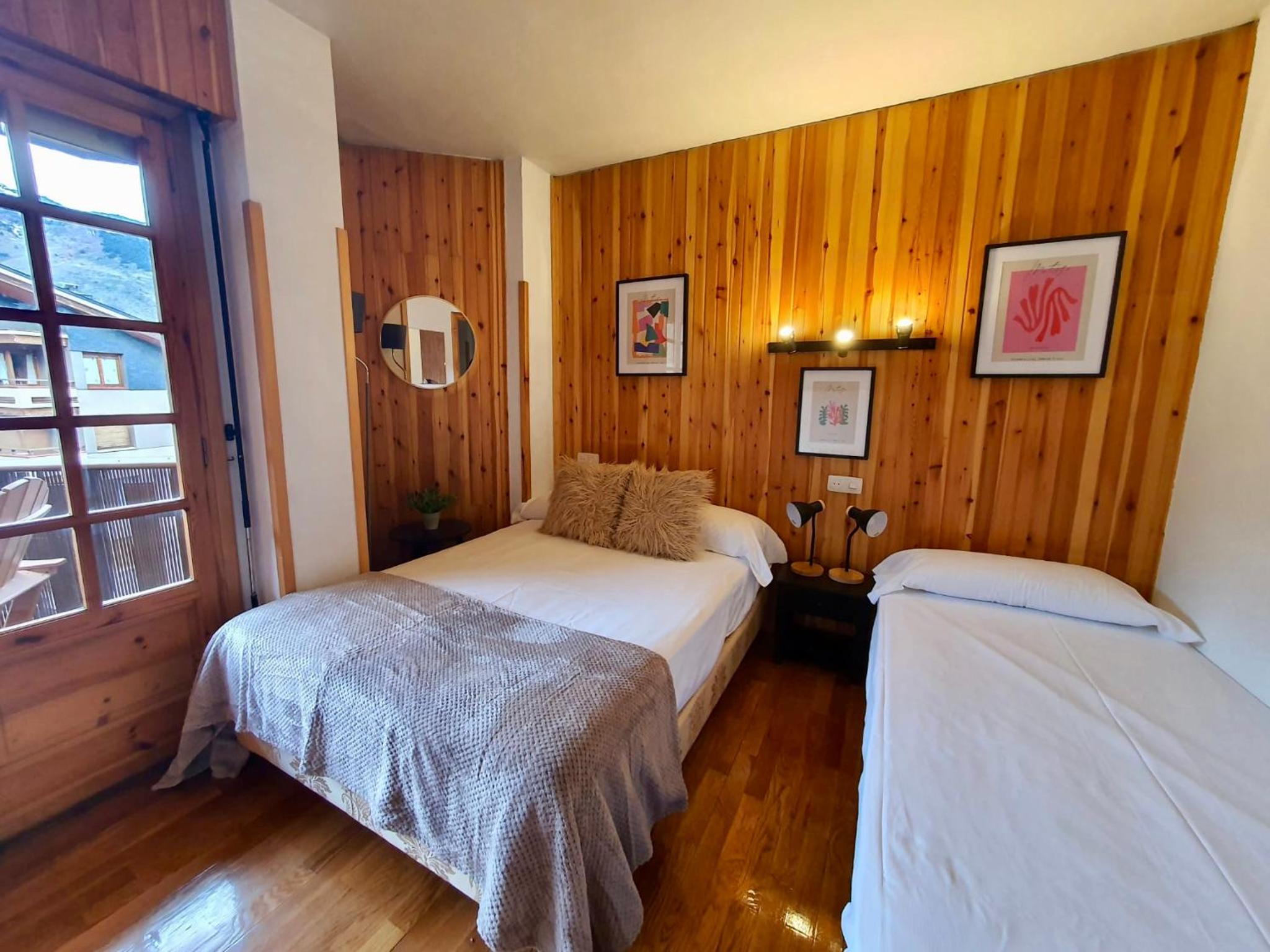 Three-Bedroom Apartment photo 2