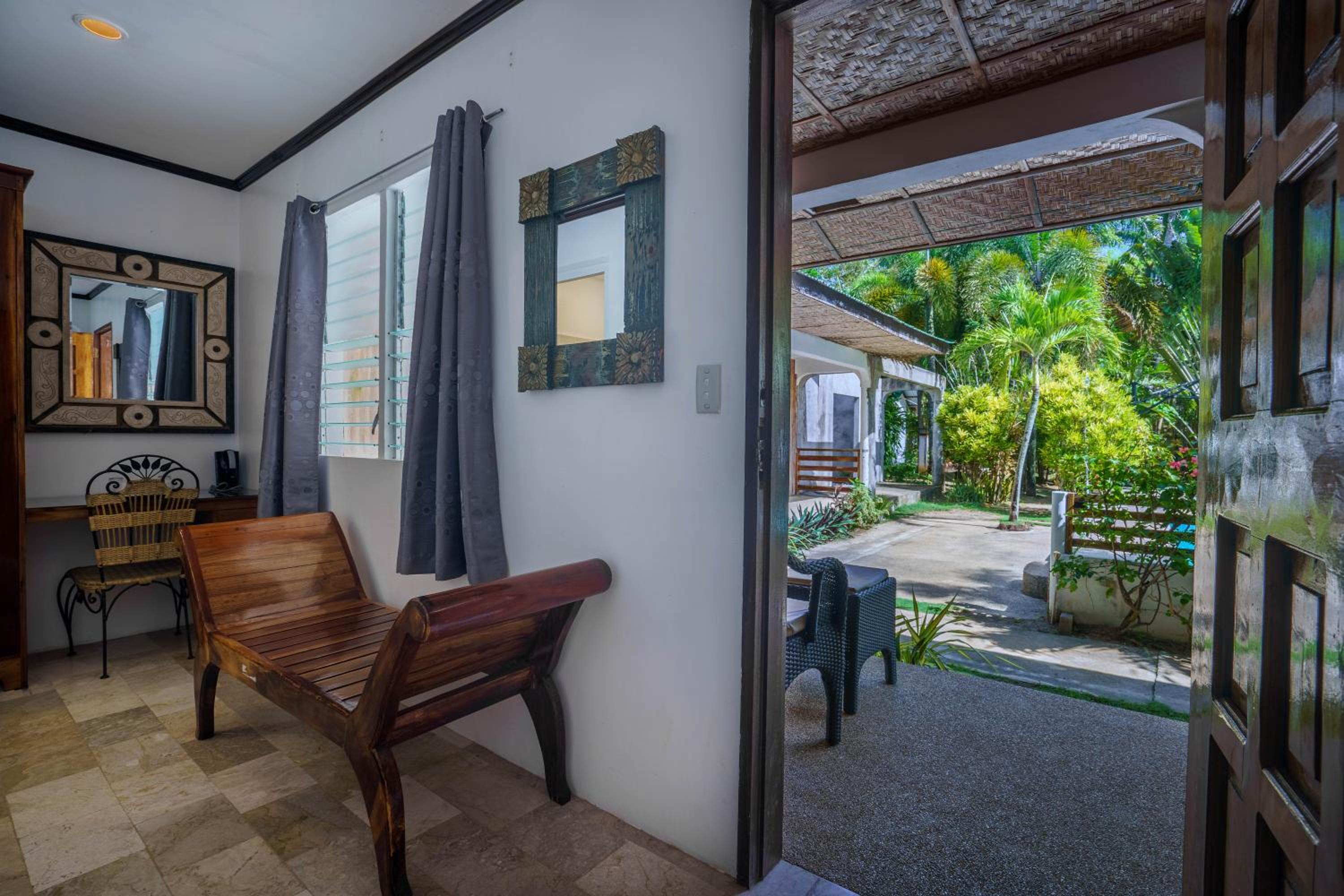 Deluxe Room with Pool View - Photo 2