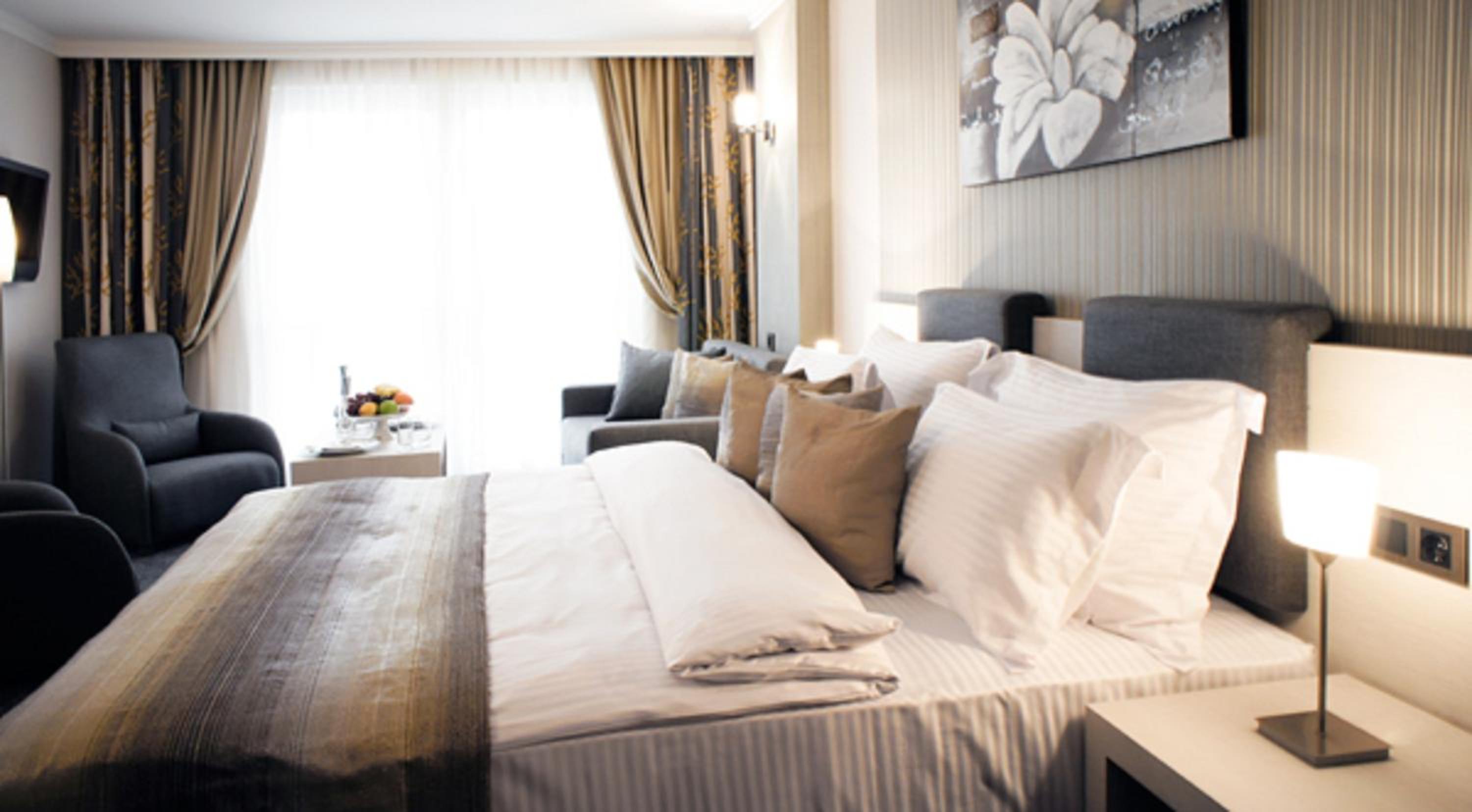 Standard Double or Twin Room photo 1