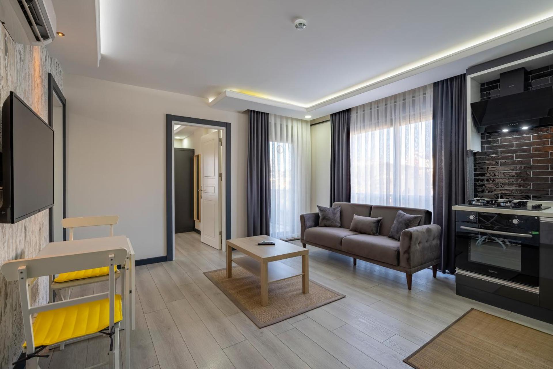 Double Room With Balcony (2 Adults + 1 Child)