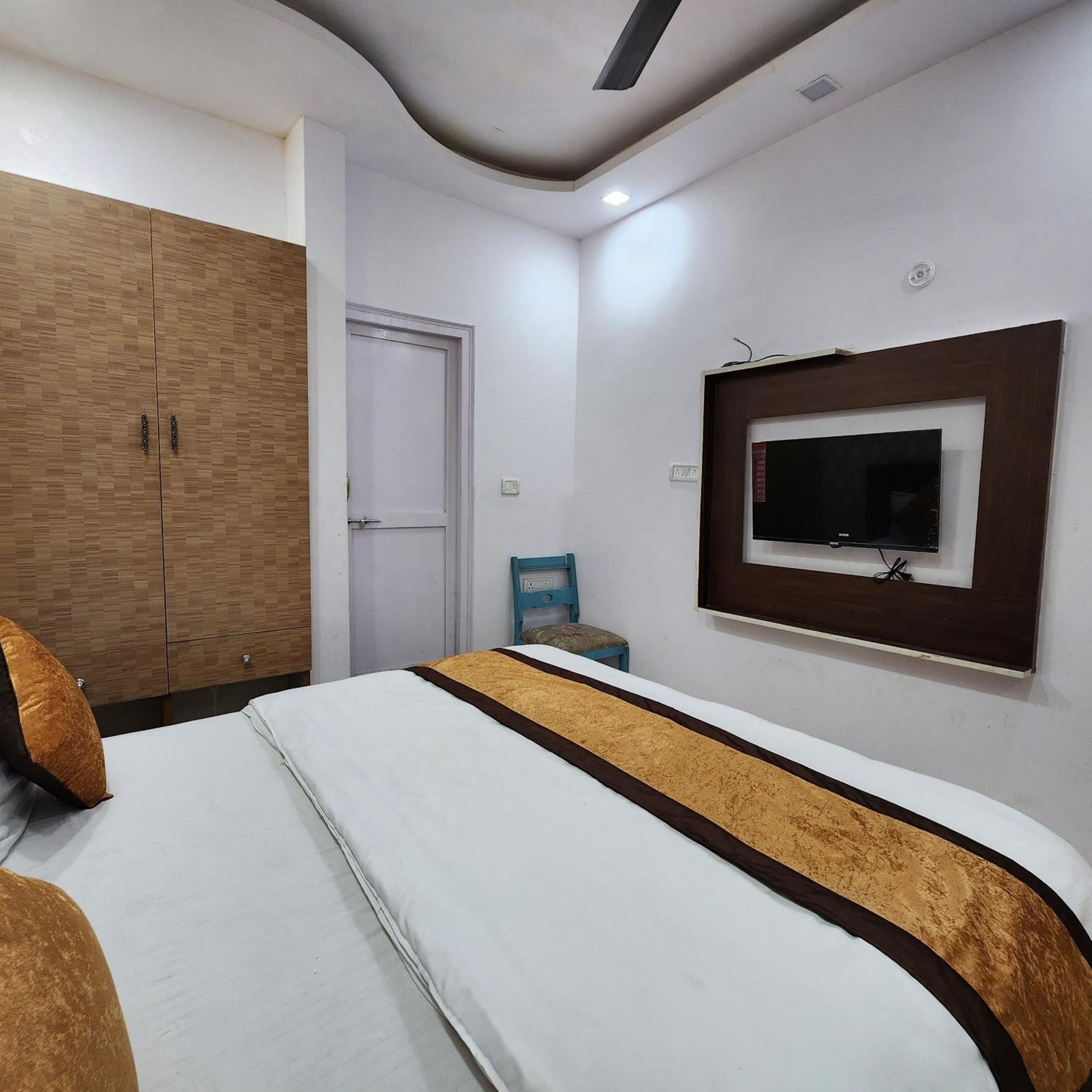 Deluxe Triple Room - Photo 7