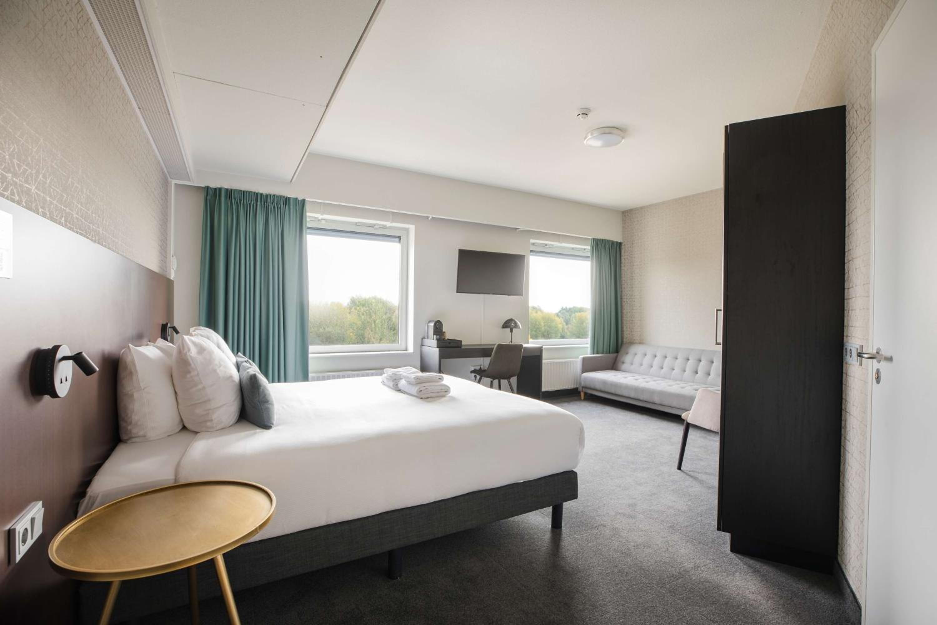 Comfort Room - Photo 3