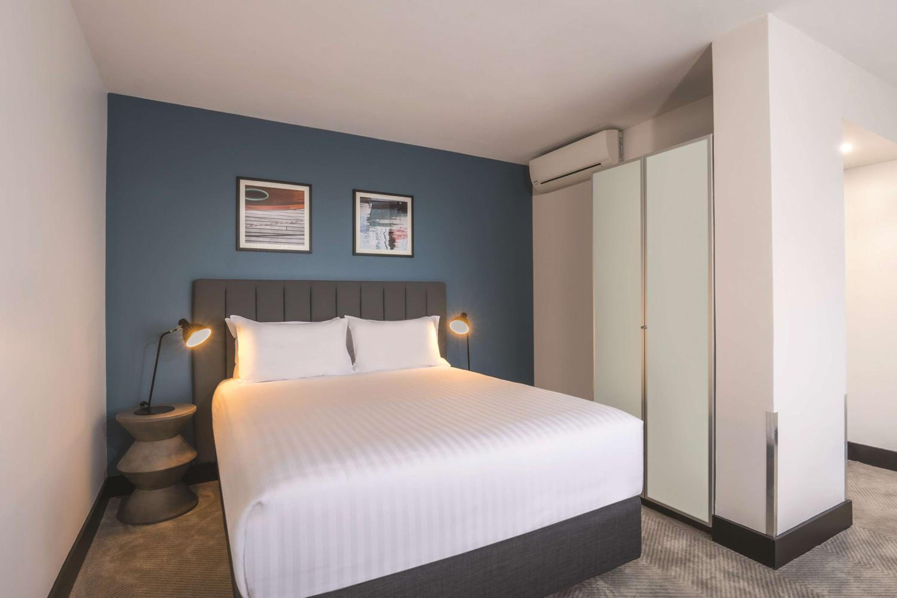 Executive Queen Room - Photo 4