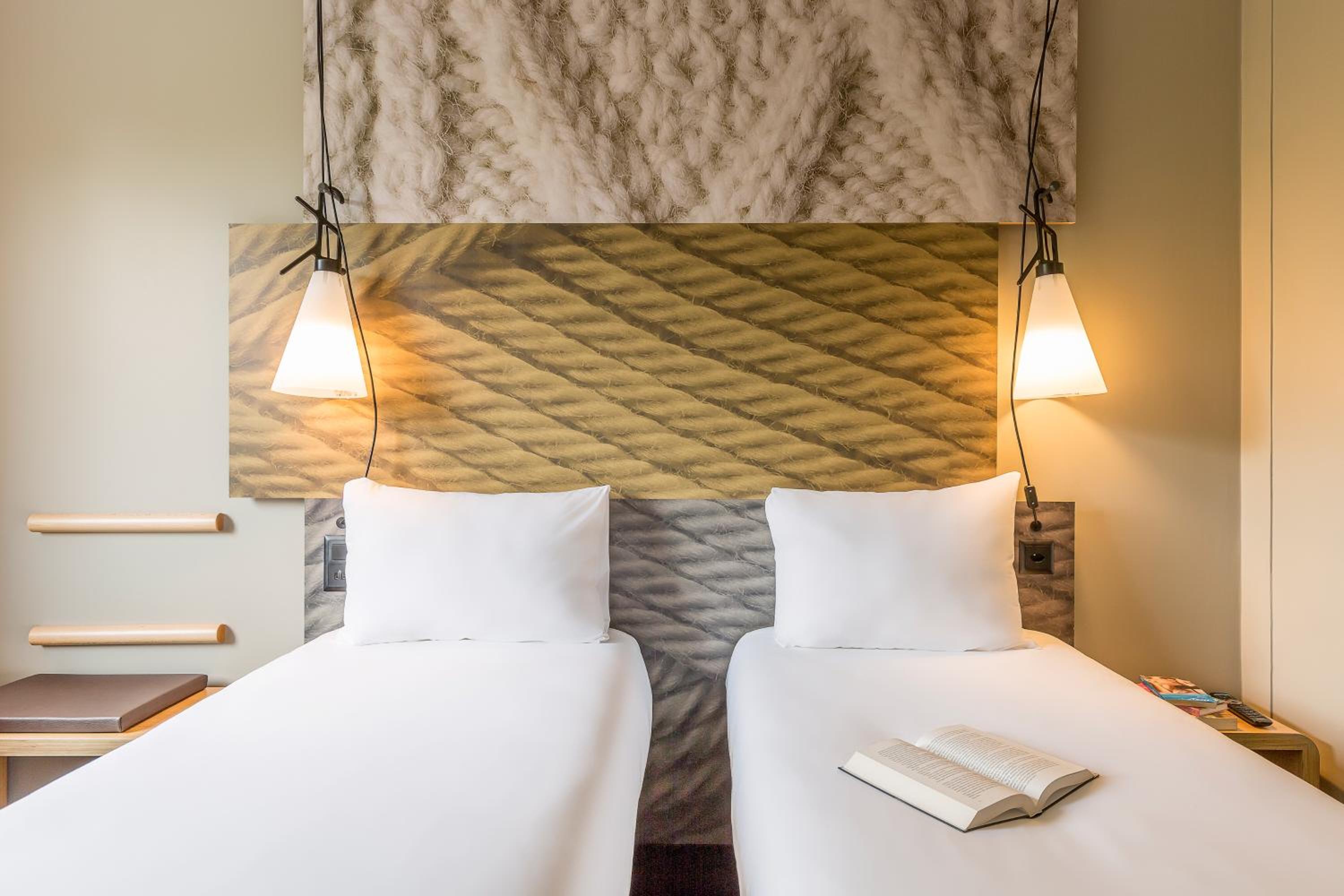 Double Room - Photo 6