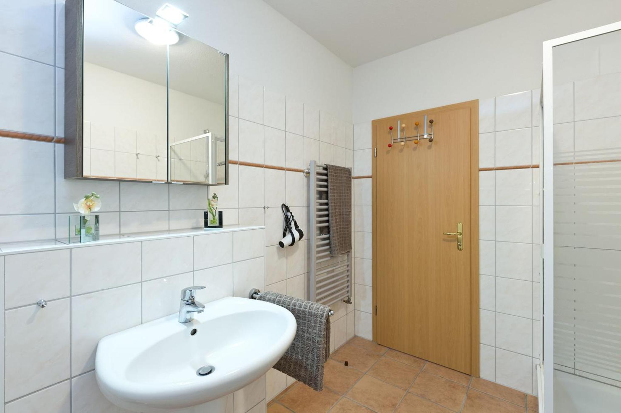 Apartment with Lake View photo 3