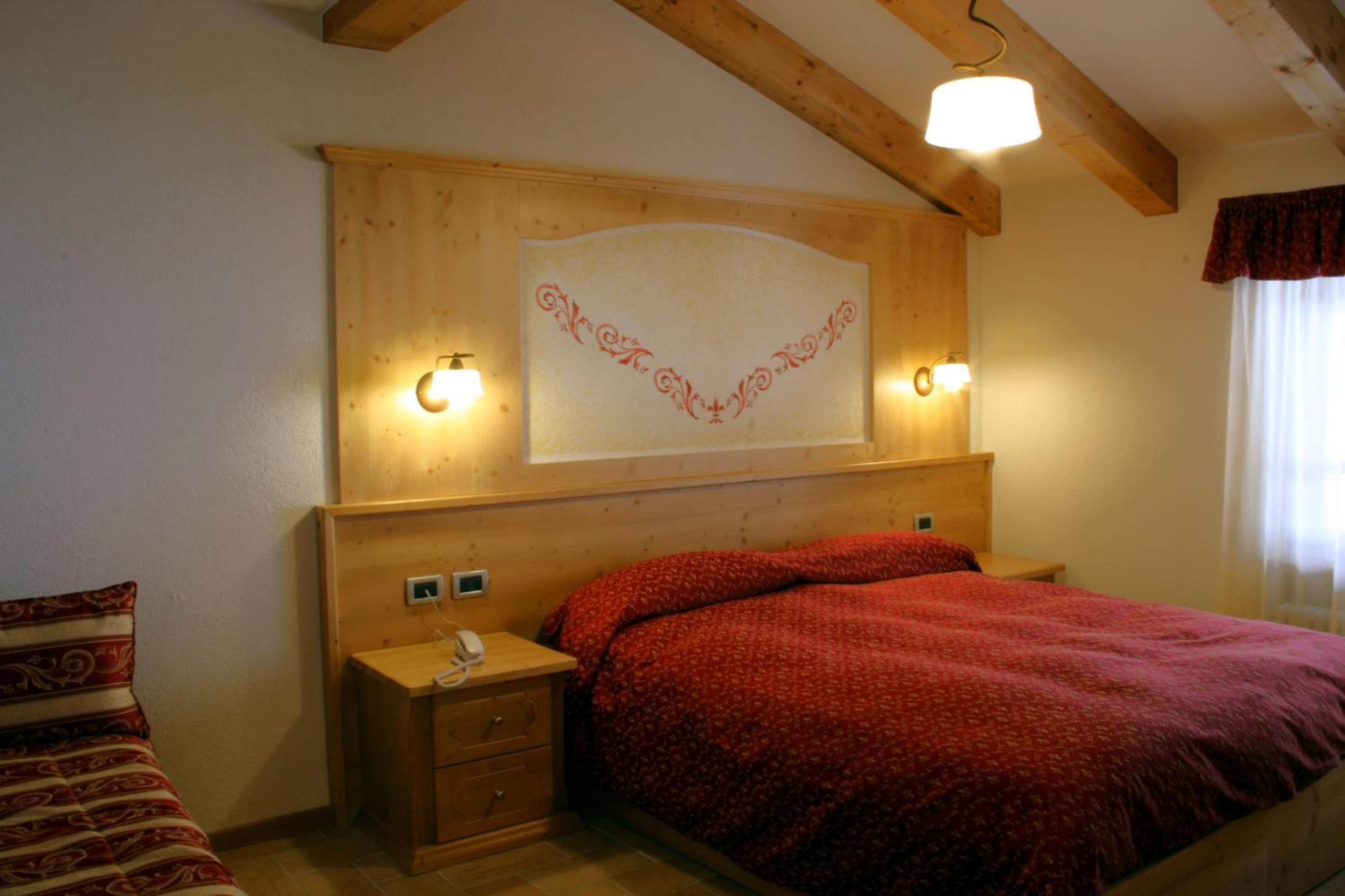 Double Room - Photo 5