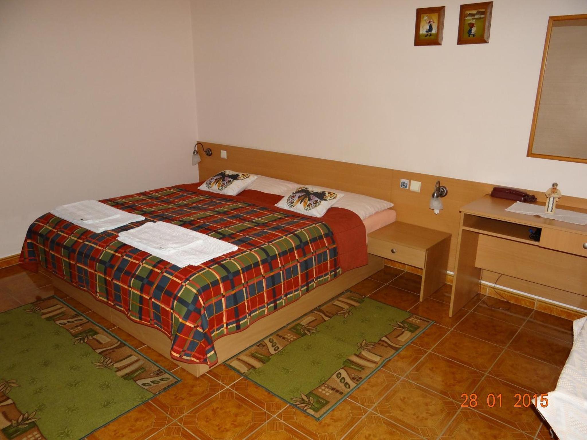Deluxe Double Room - Photo 29