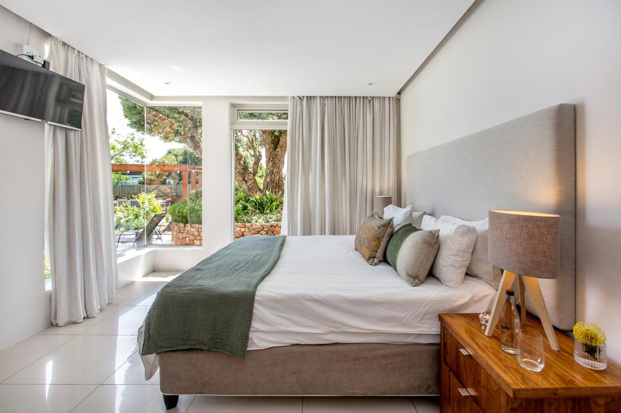 Deluxe Double or Twin Room with Garden View photo 1