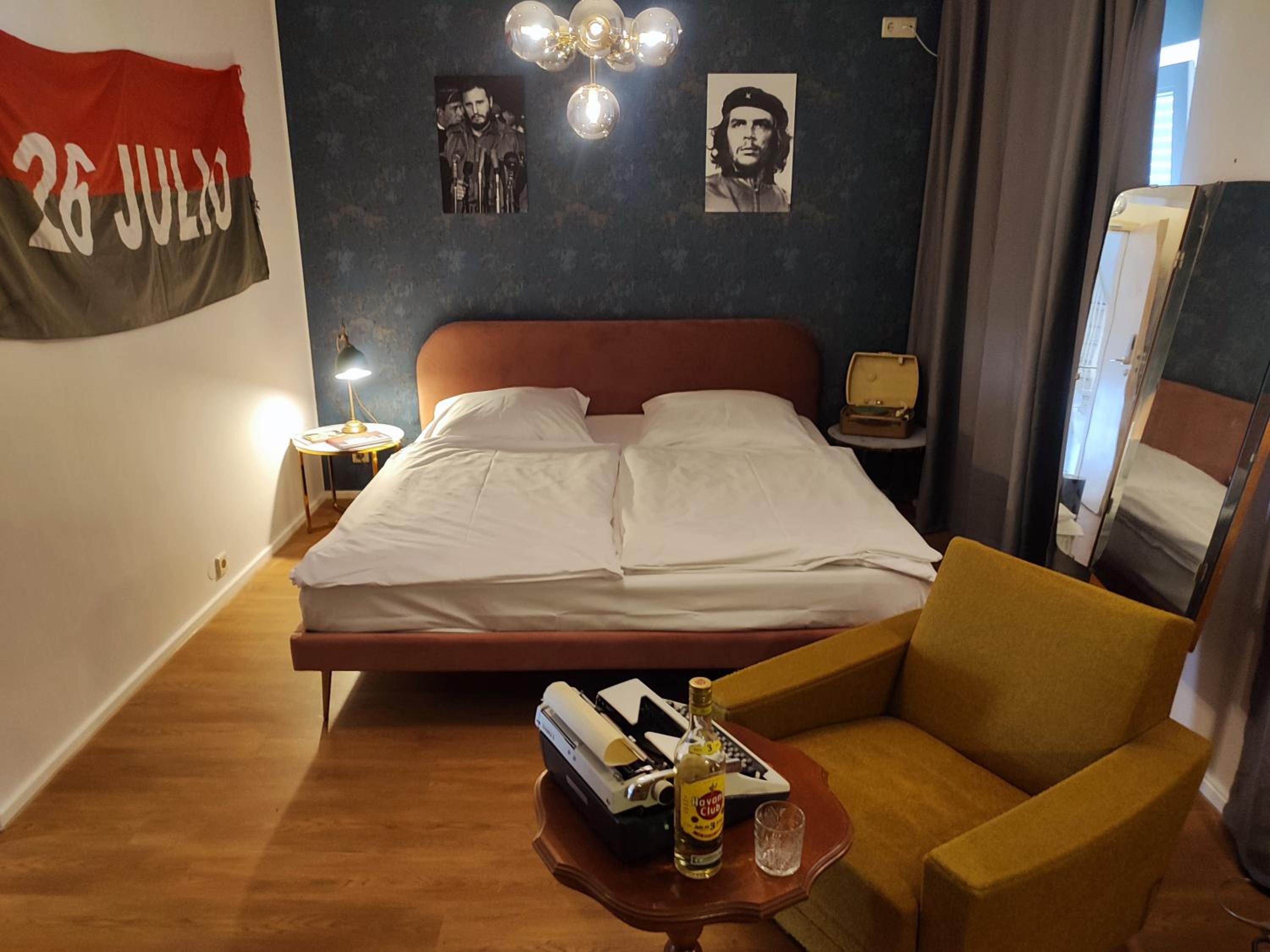 Deluxe Double or Twin Room - Photo 19