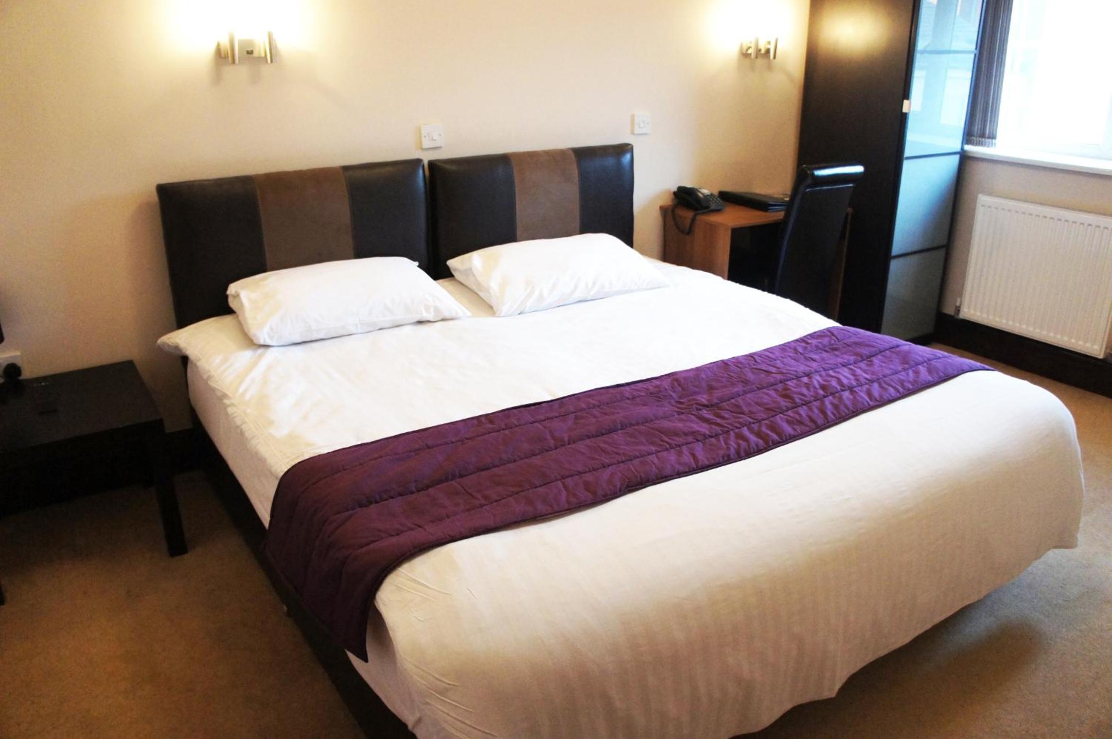 Double Room - Photo 1