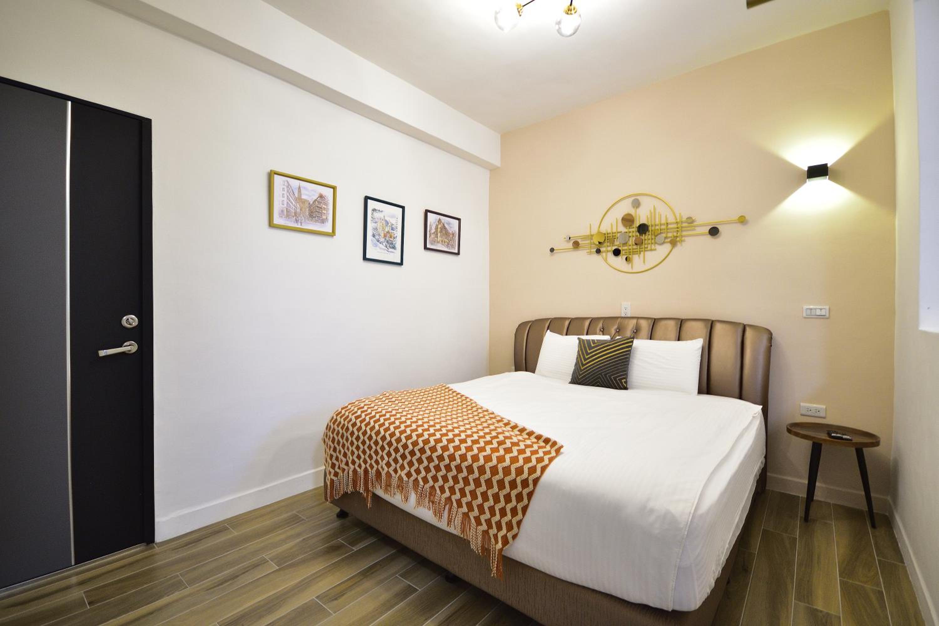 Standard Double or Twin Room photo 2