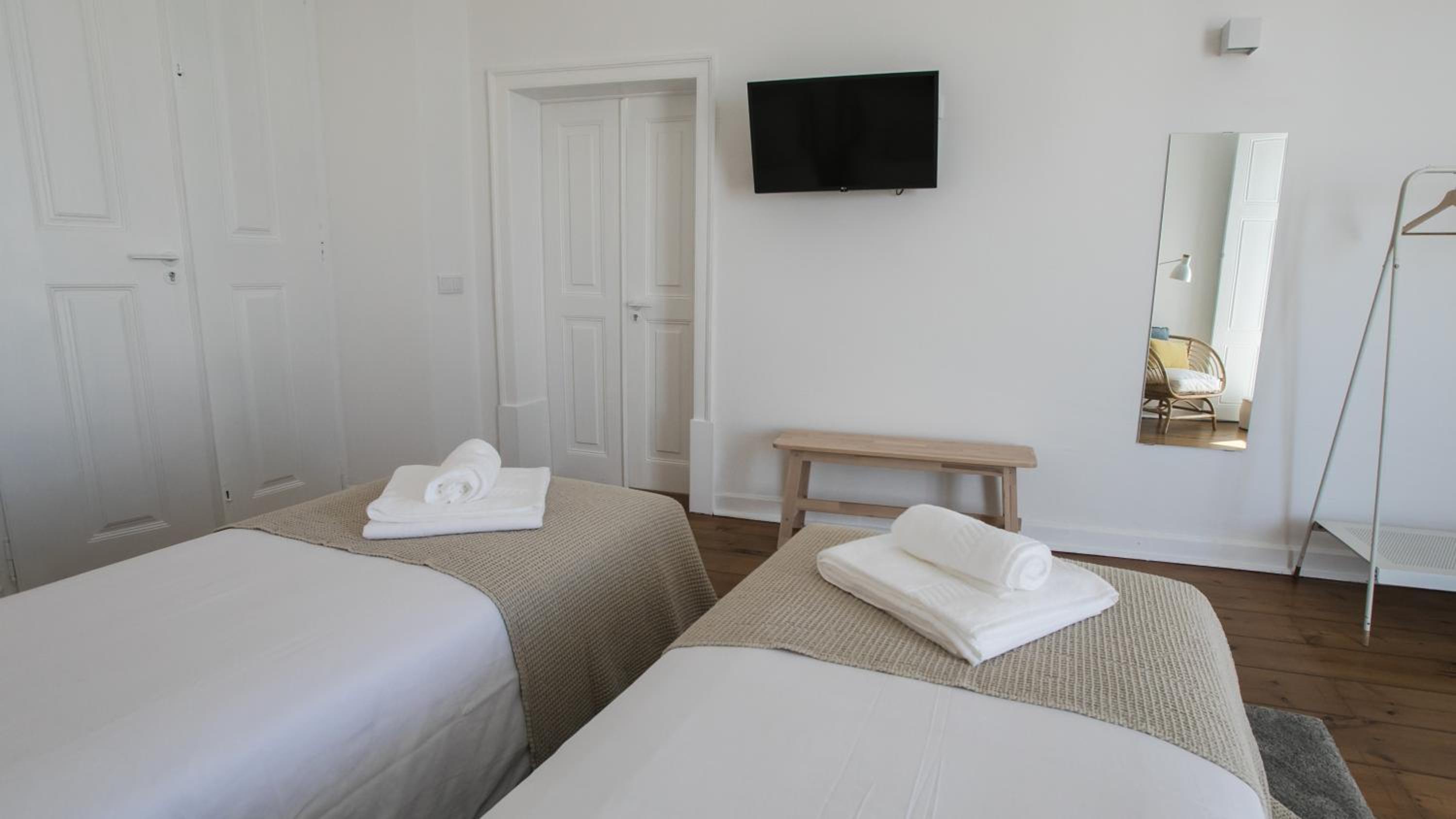 Two-Bedroom Apartment - Photo 46