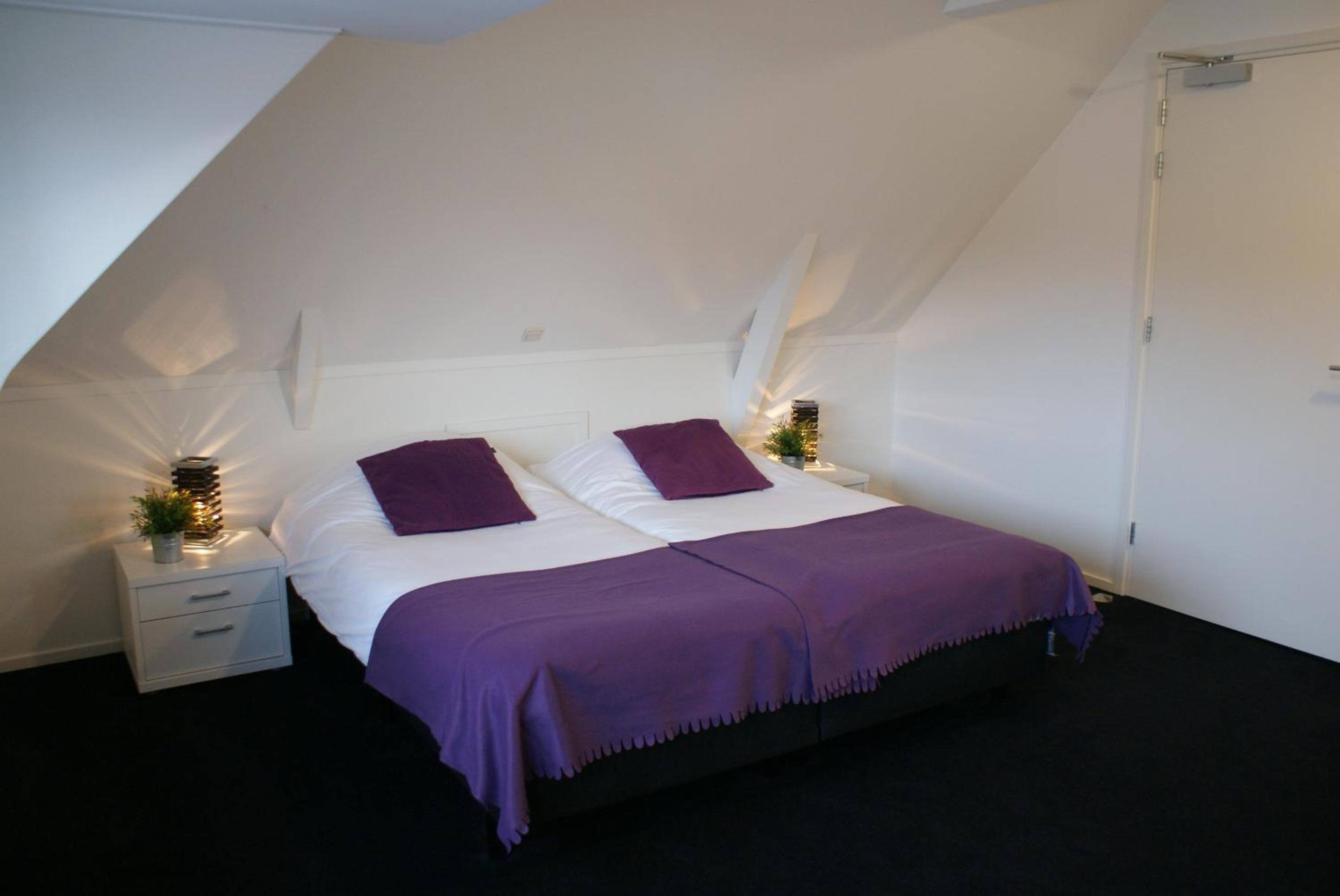 Double Room with Private Bathroom photo 1