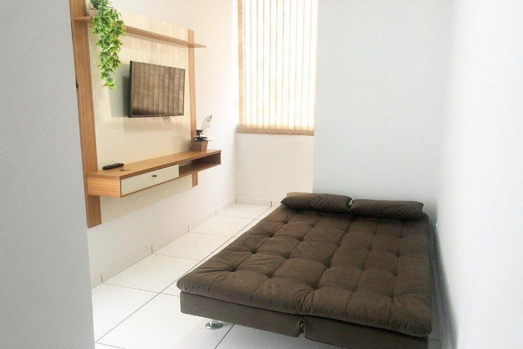 Apartment - Split Level - Photo 2