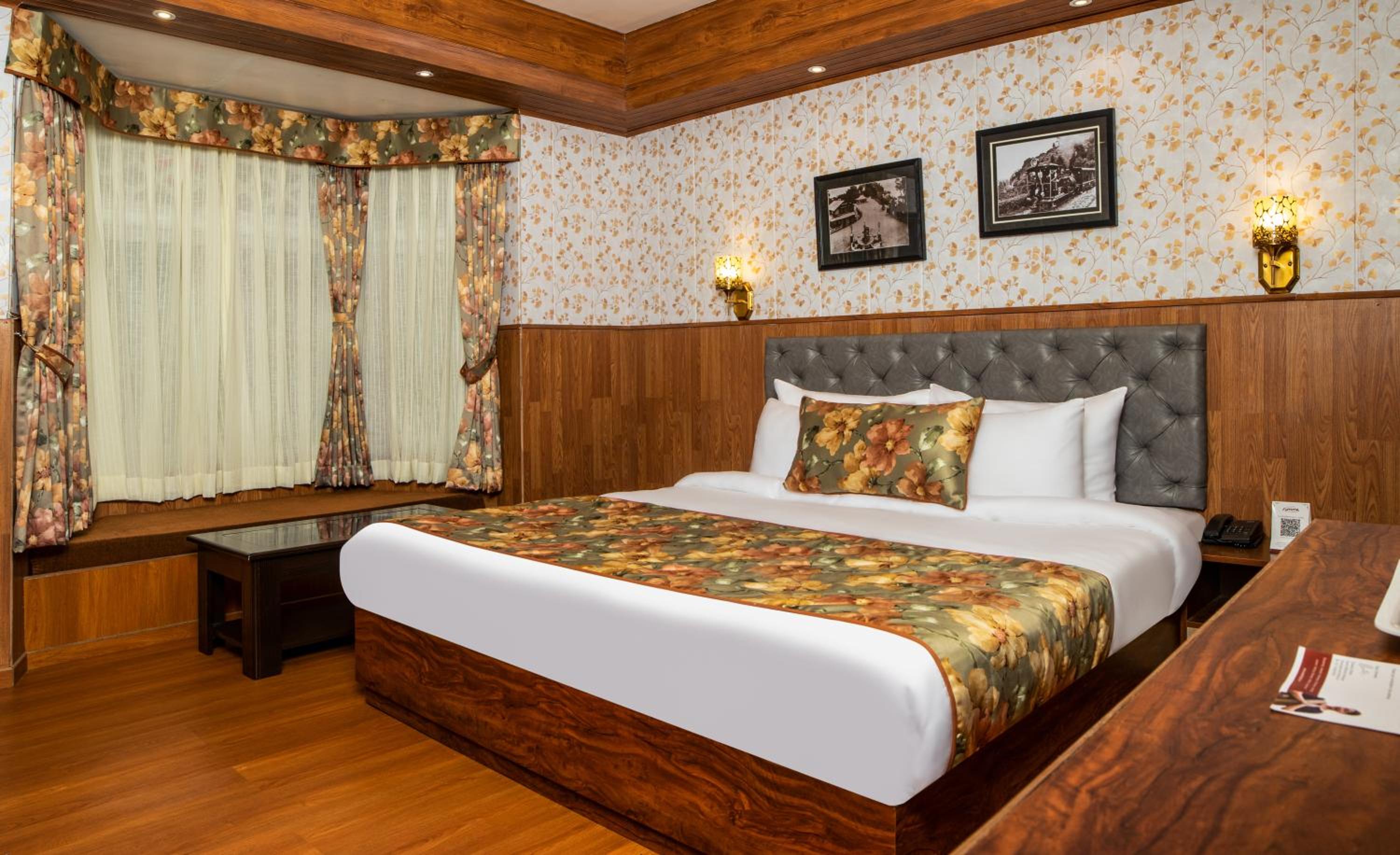 Deluxe Room - Photo 3