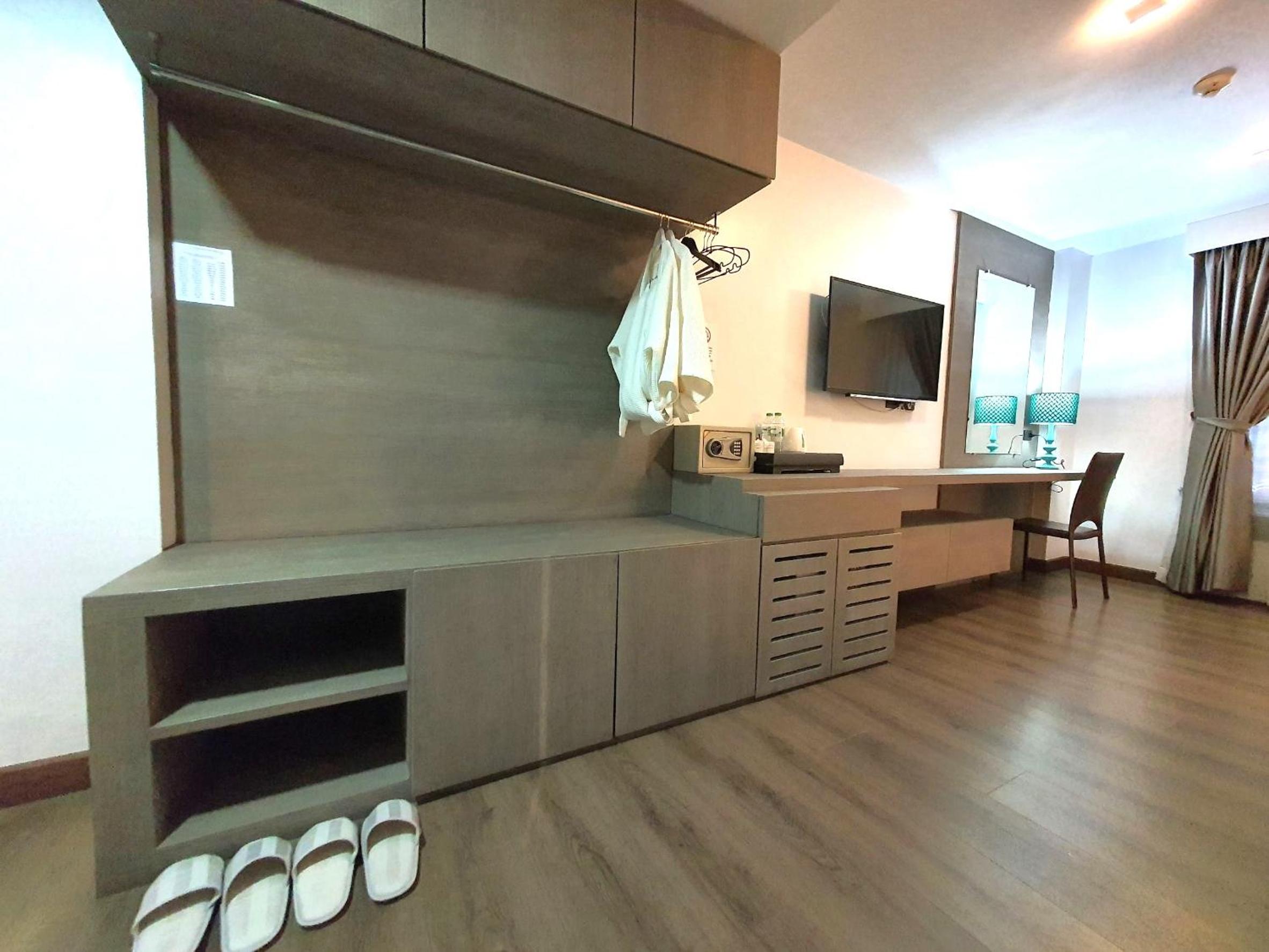 Superior Twin Room - Photo 1