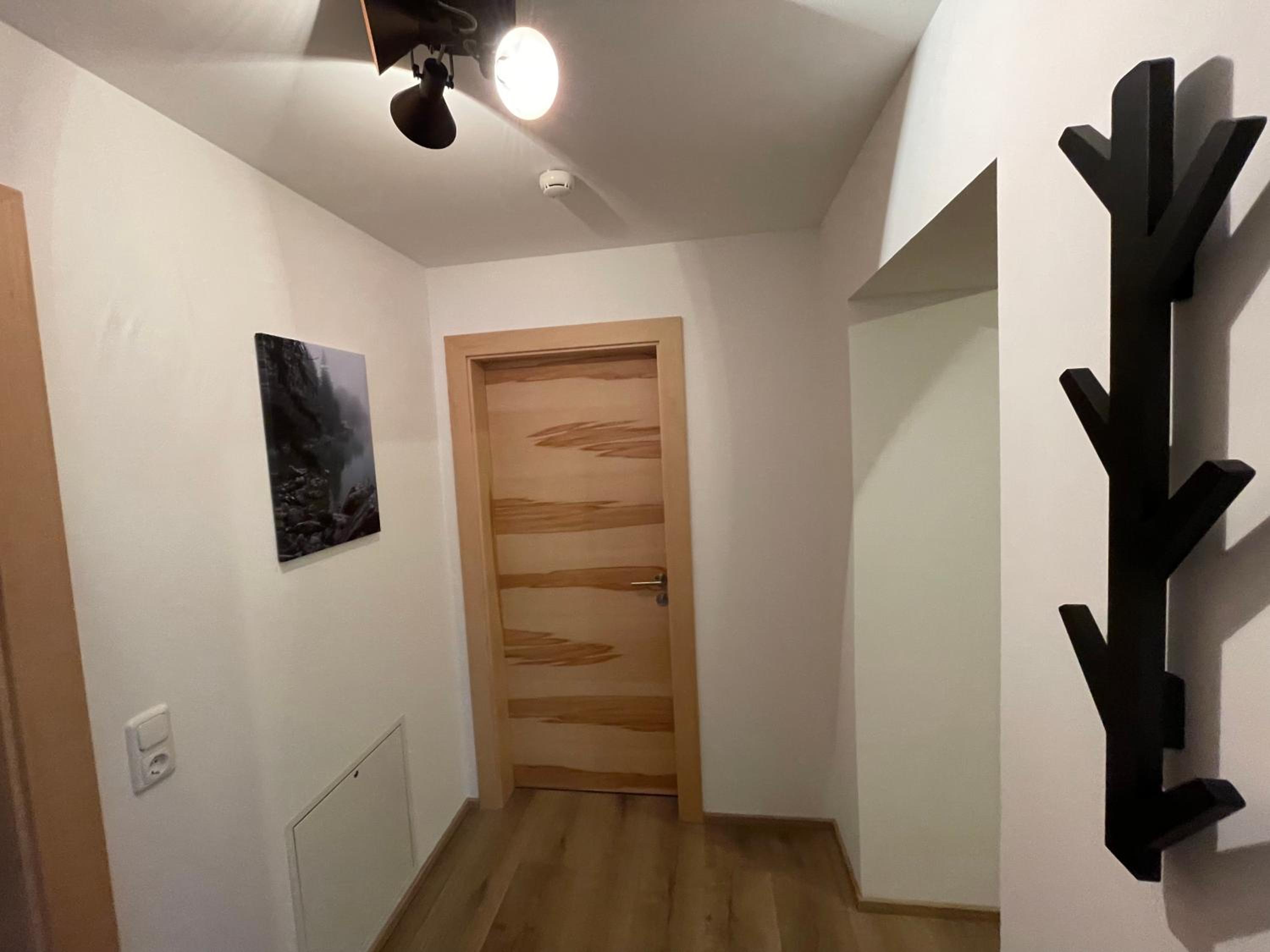 Apartment photo 3