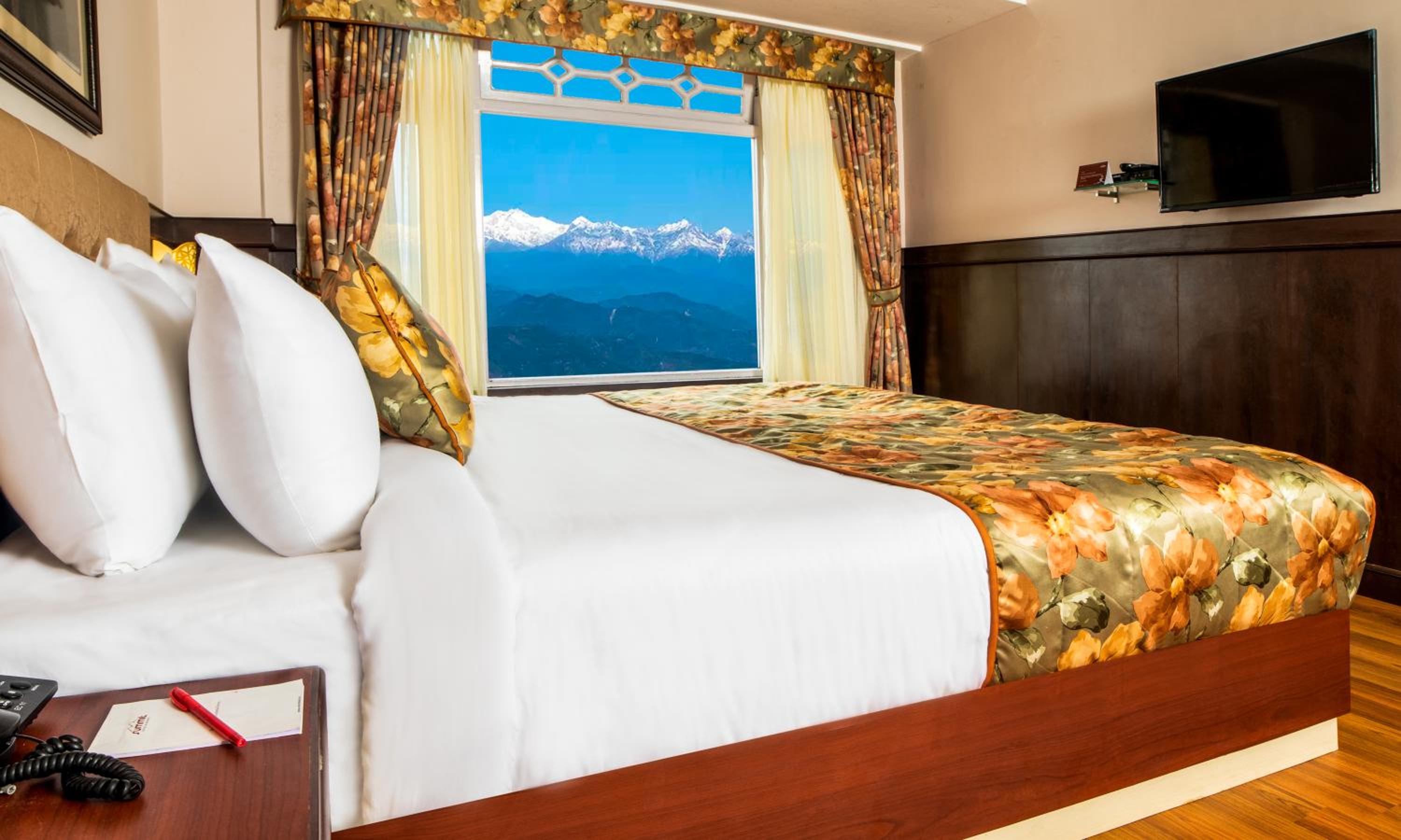 Premium Room with View  - Photo 3