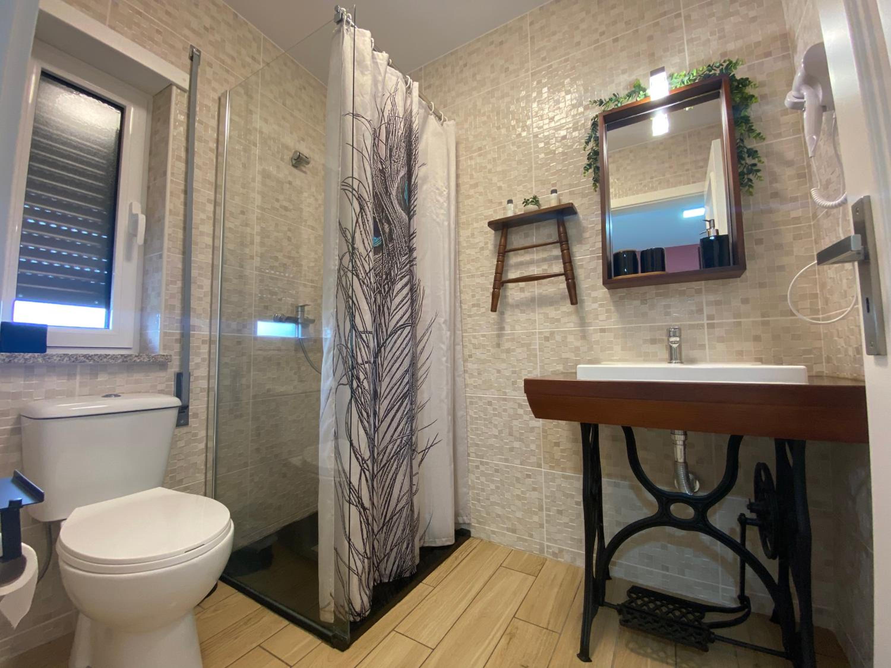 Double Room with Mountain View - Photo 7