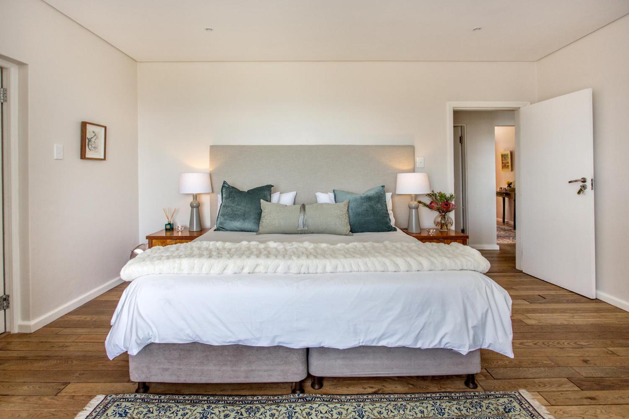 Deluxe Double Room with Balcony and Sea View photo 1