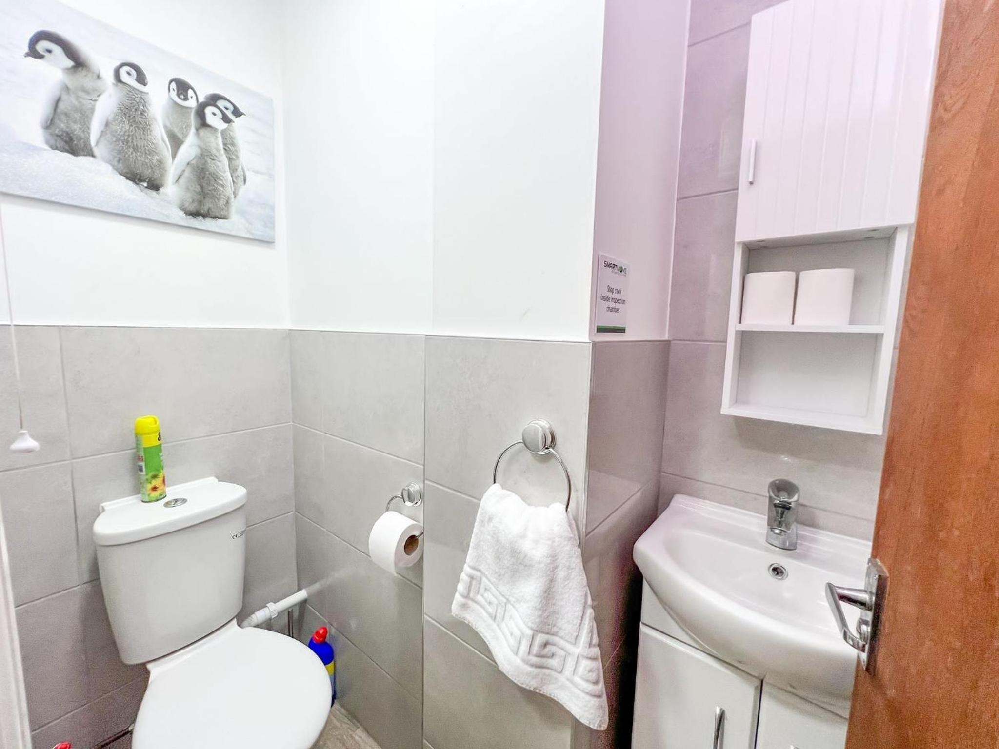 Small Double Room - Photo 18