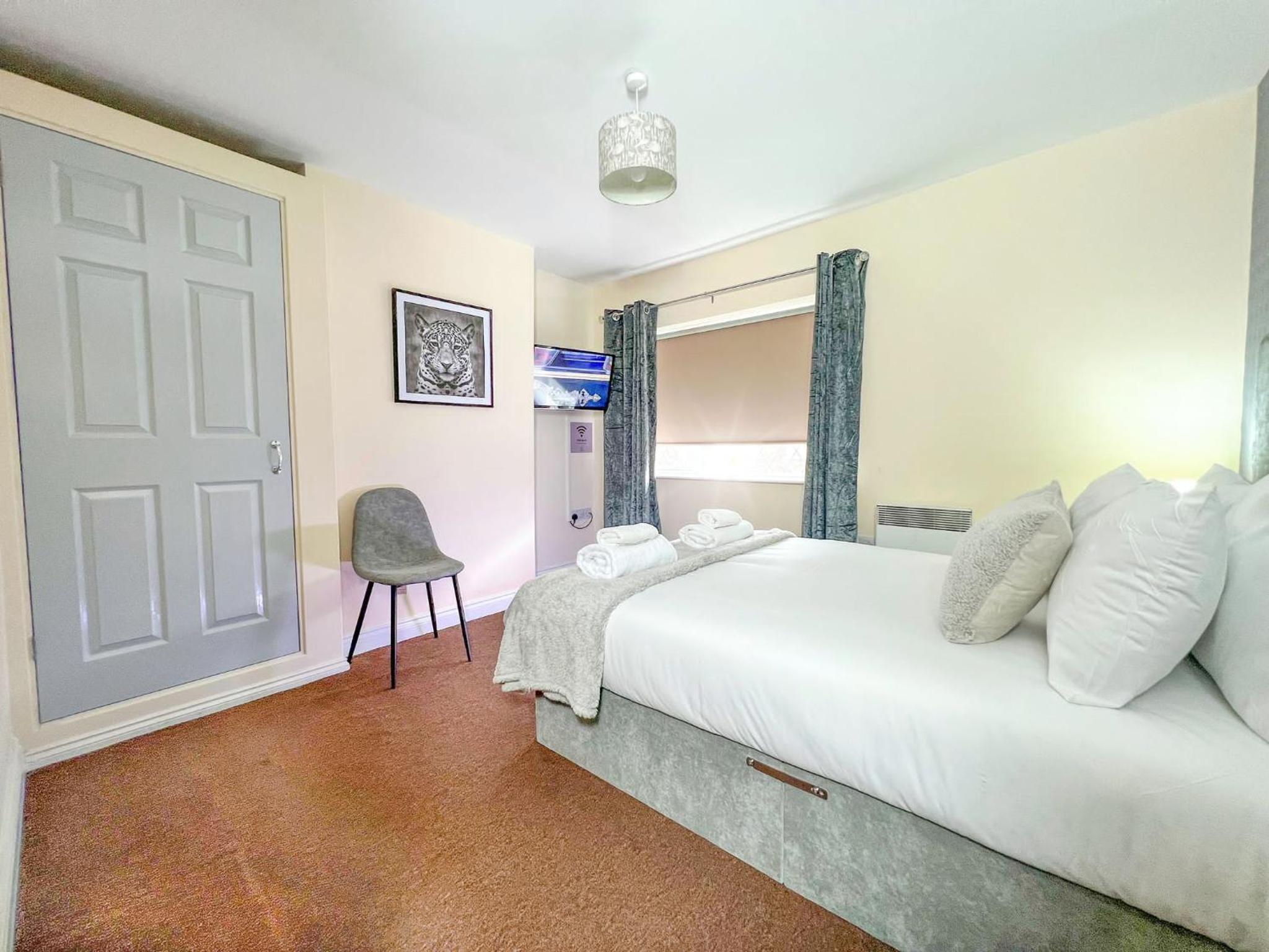 Small Double Room - Photo 6