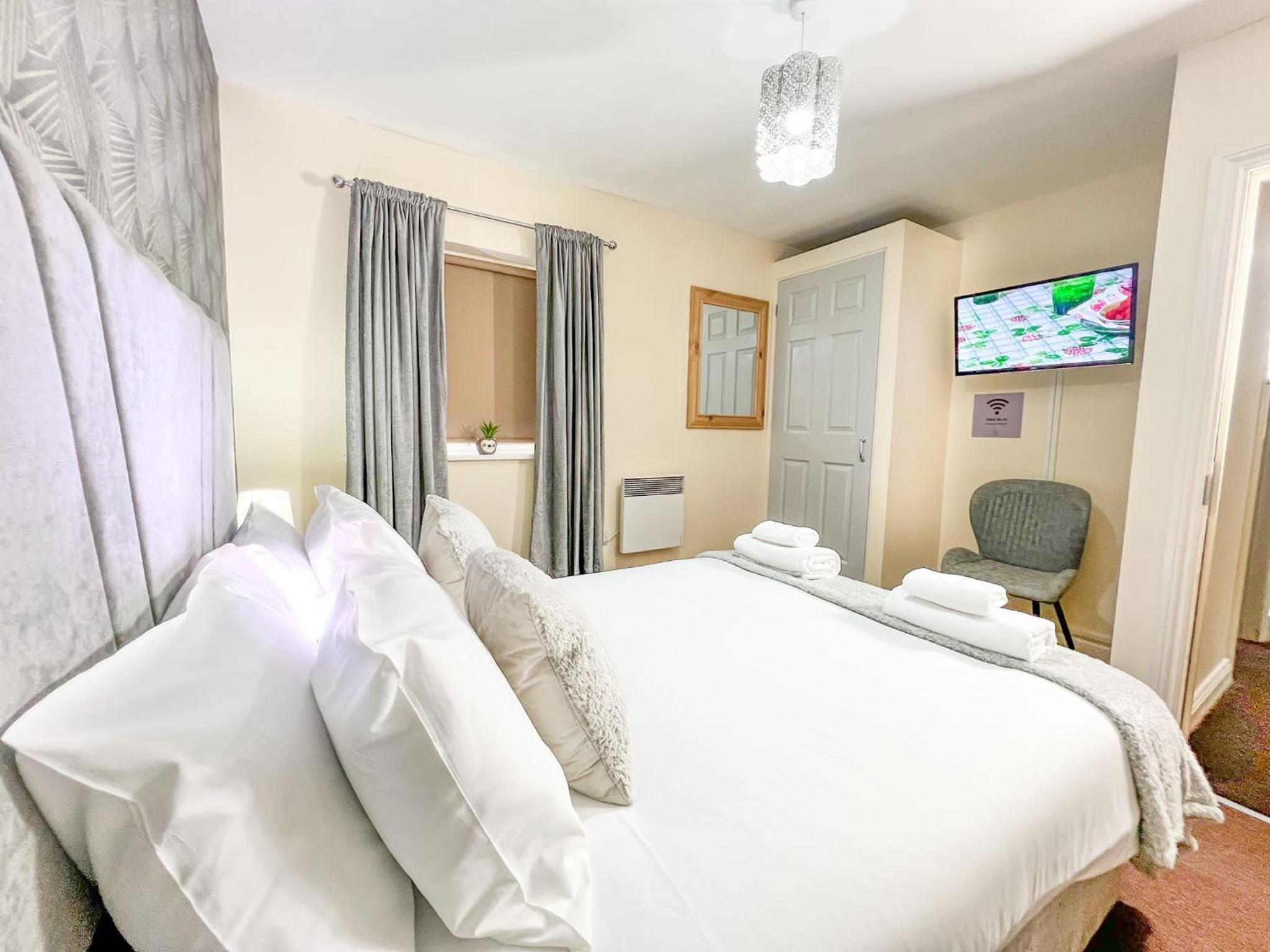 Small Double Room - Photo 21
