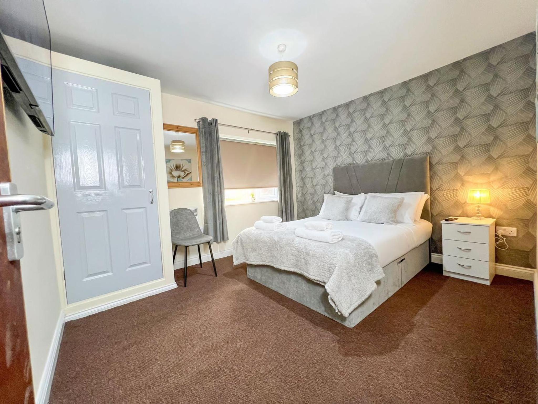 Small Double Room - Photo 23