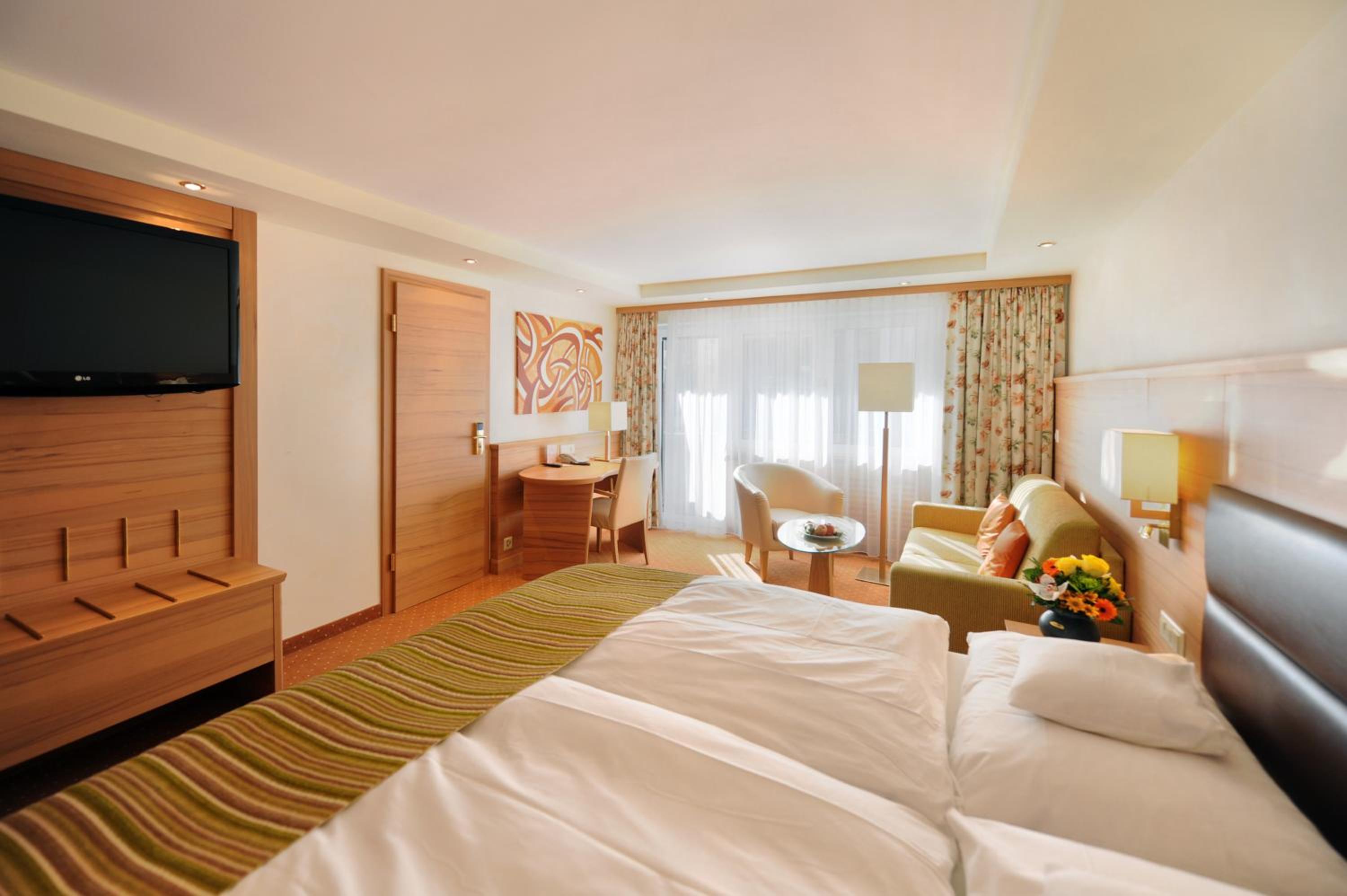 Standard Apartment with partial Matterhorn View - Photo 4