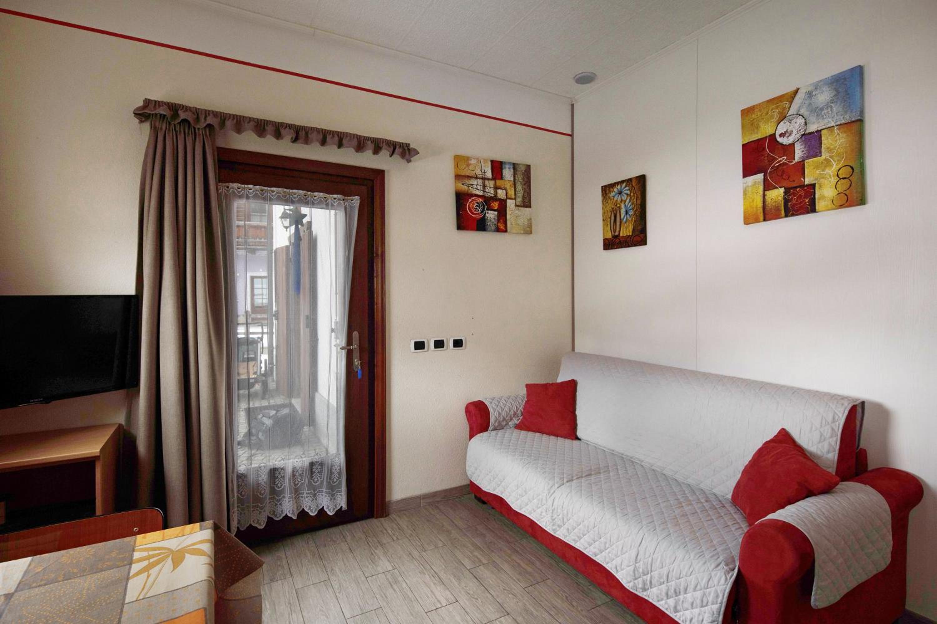 Superior Apartment with City View