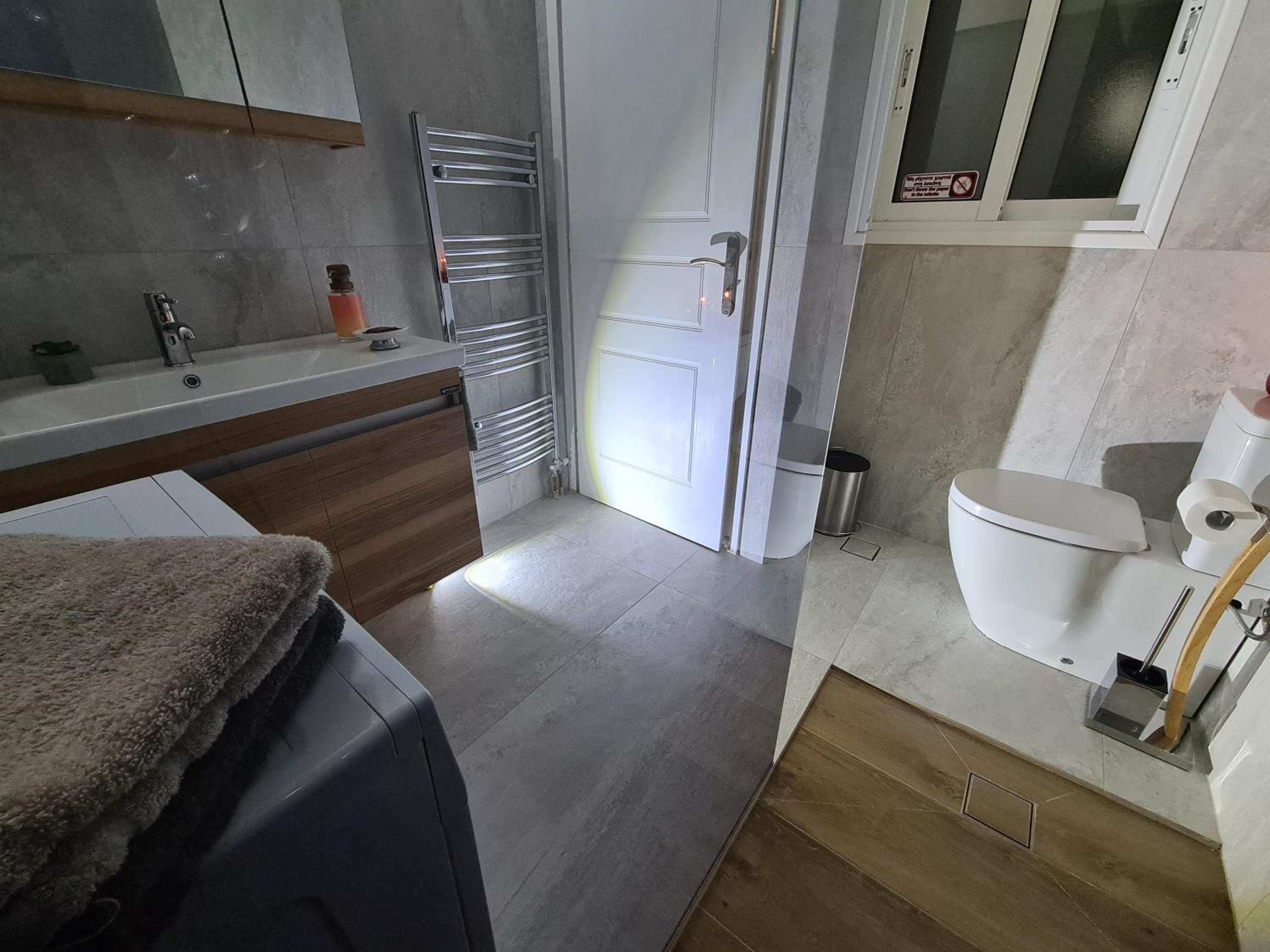 Two-Bedroom Apartment - Photo 38