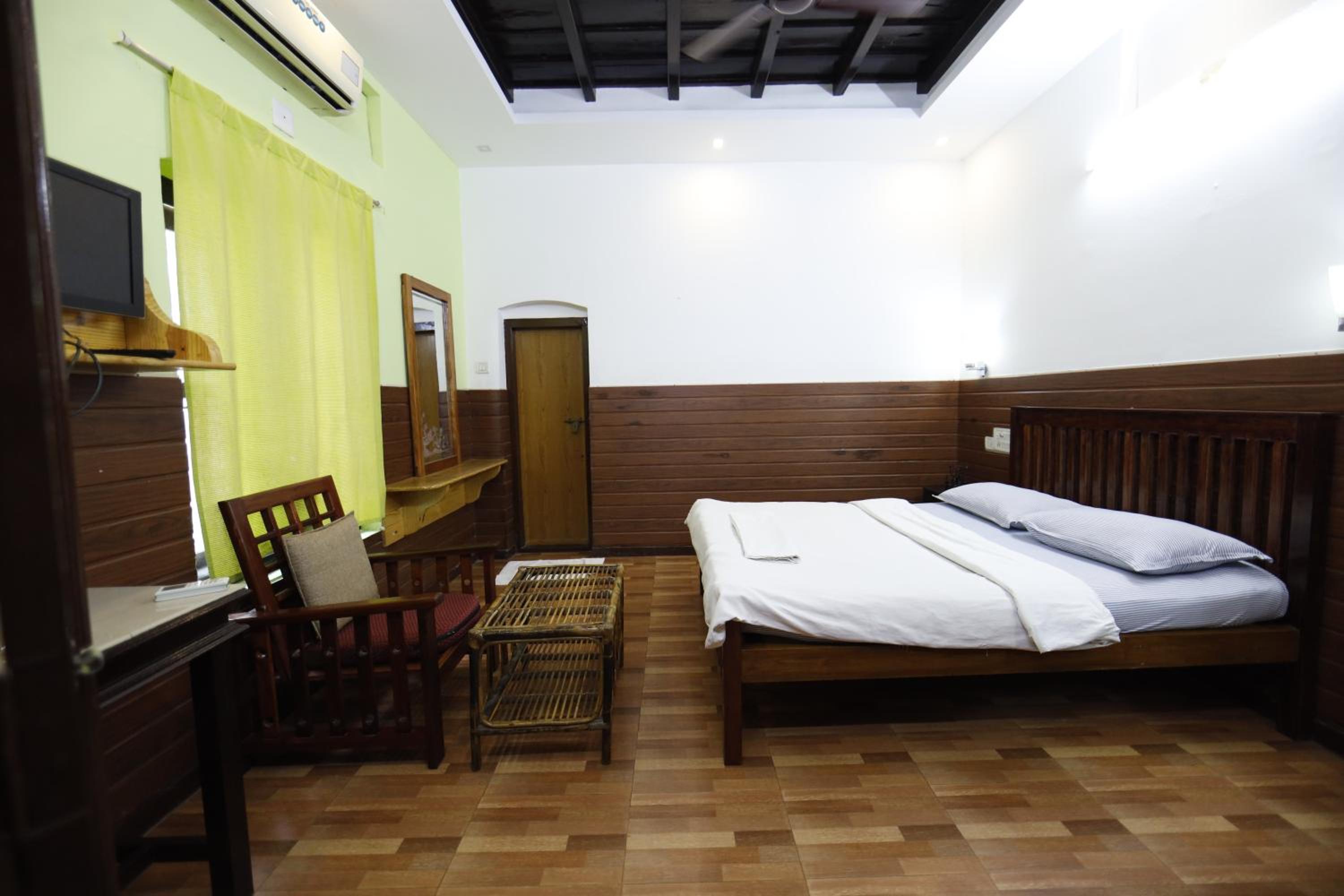 Deluxe Double Room photo 2