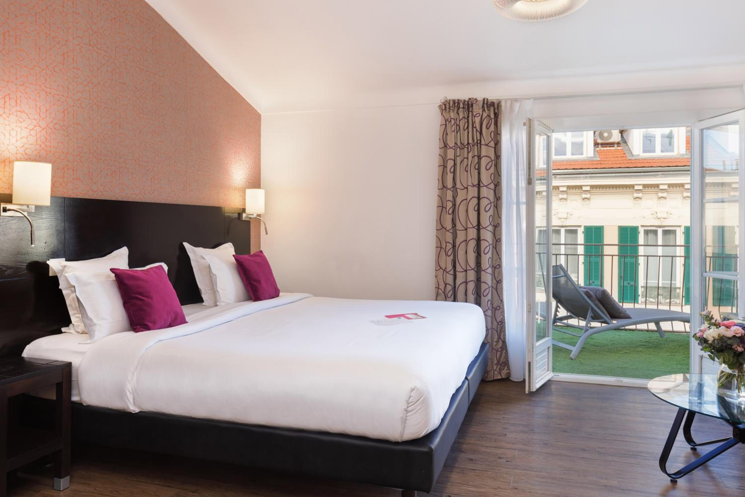 Junior Suite - Photo 9