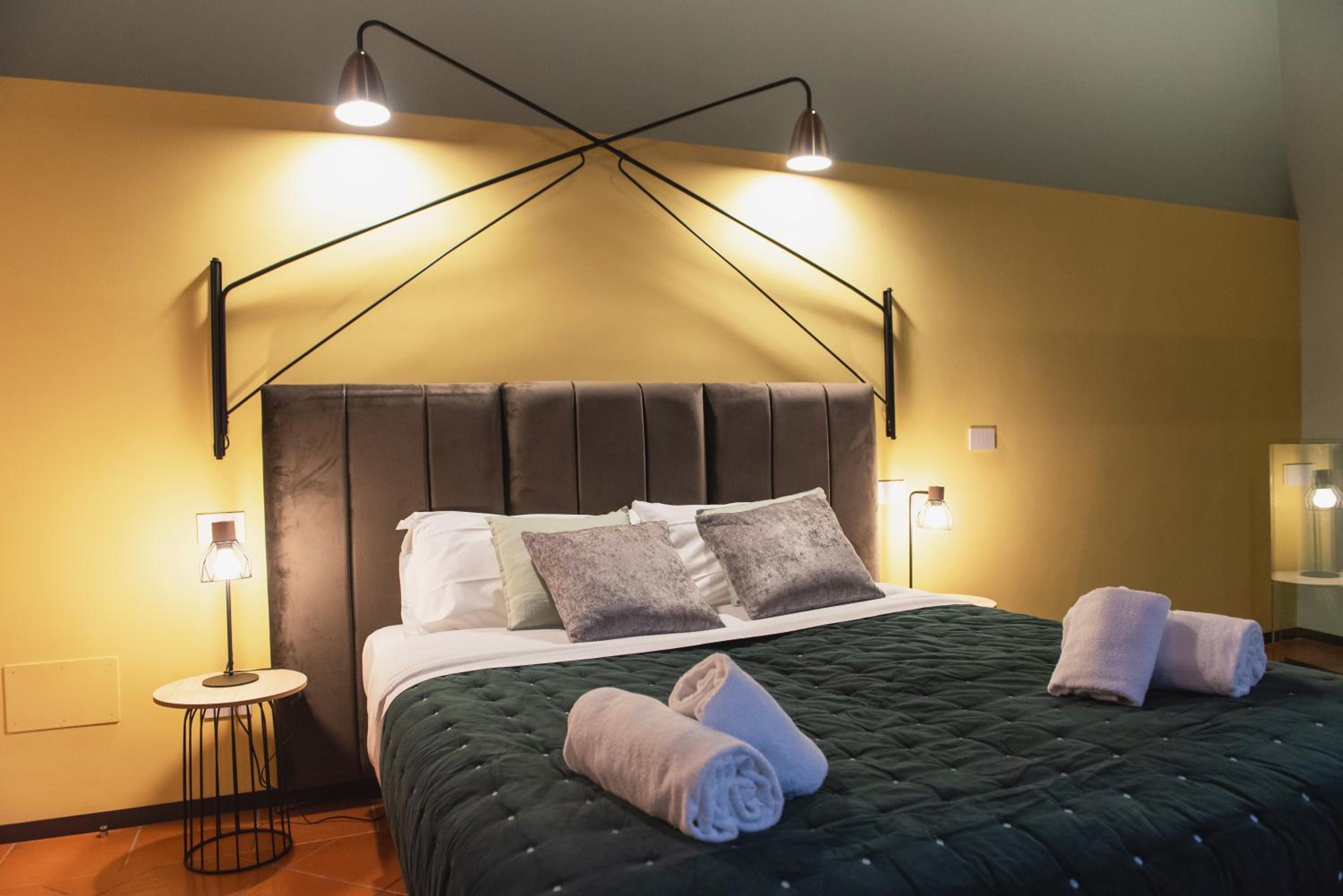 Standard King Room