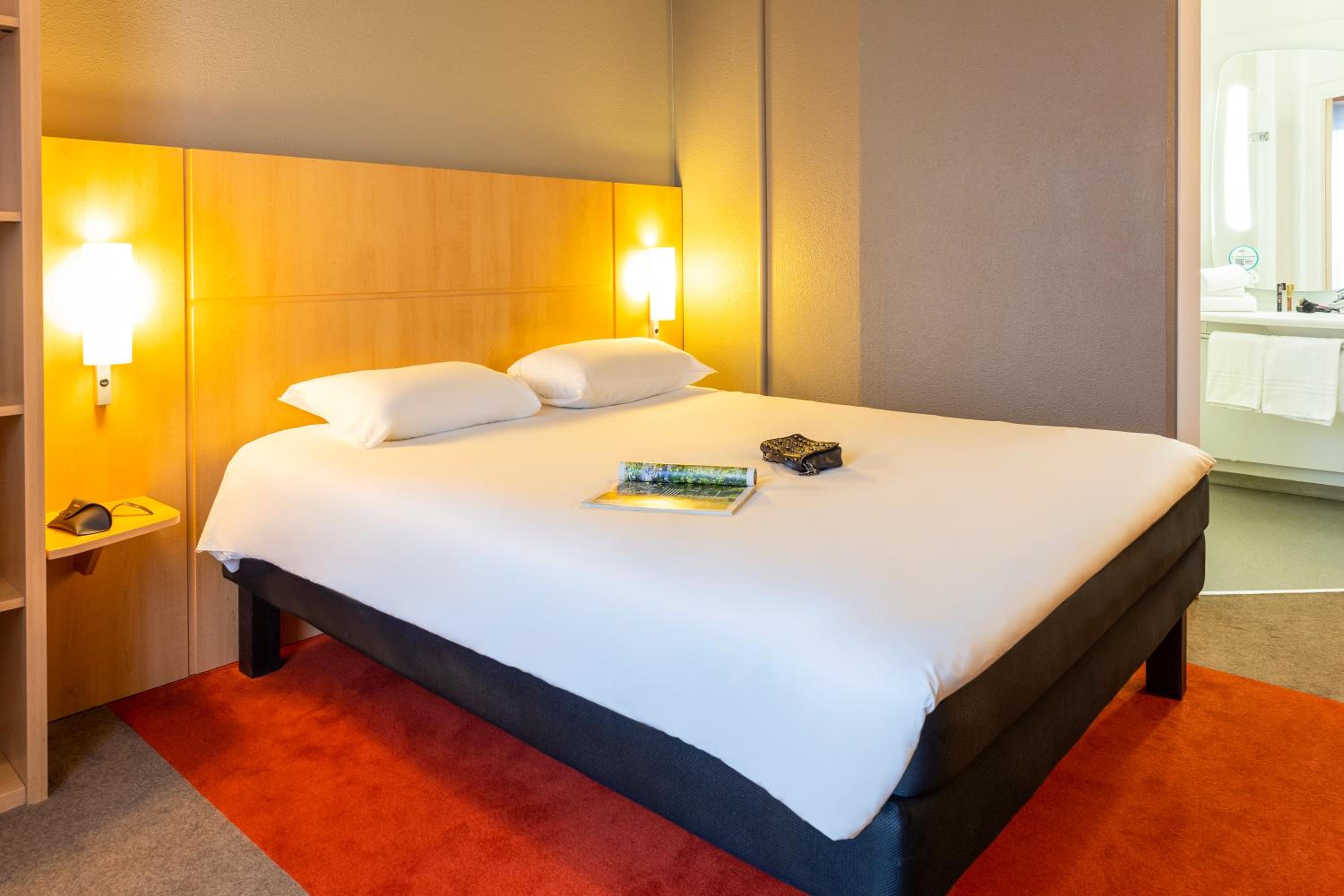Double Room - Photo 8