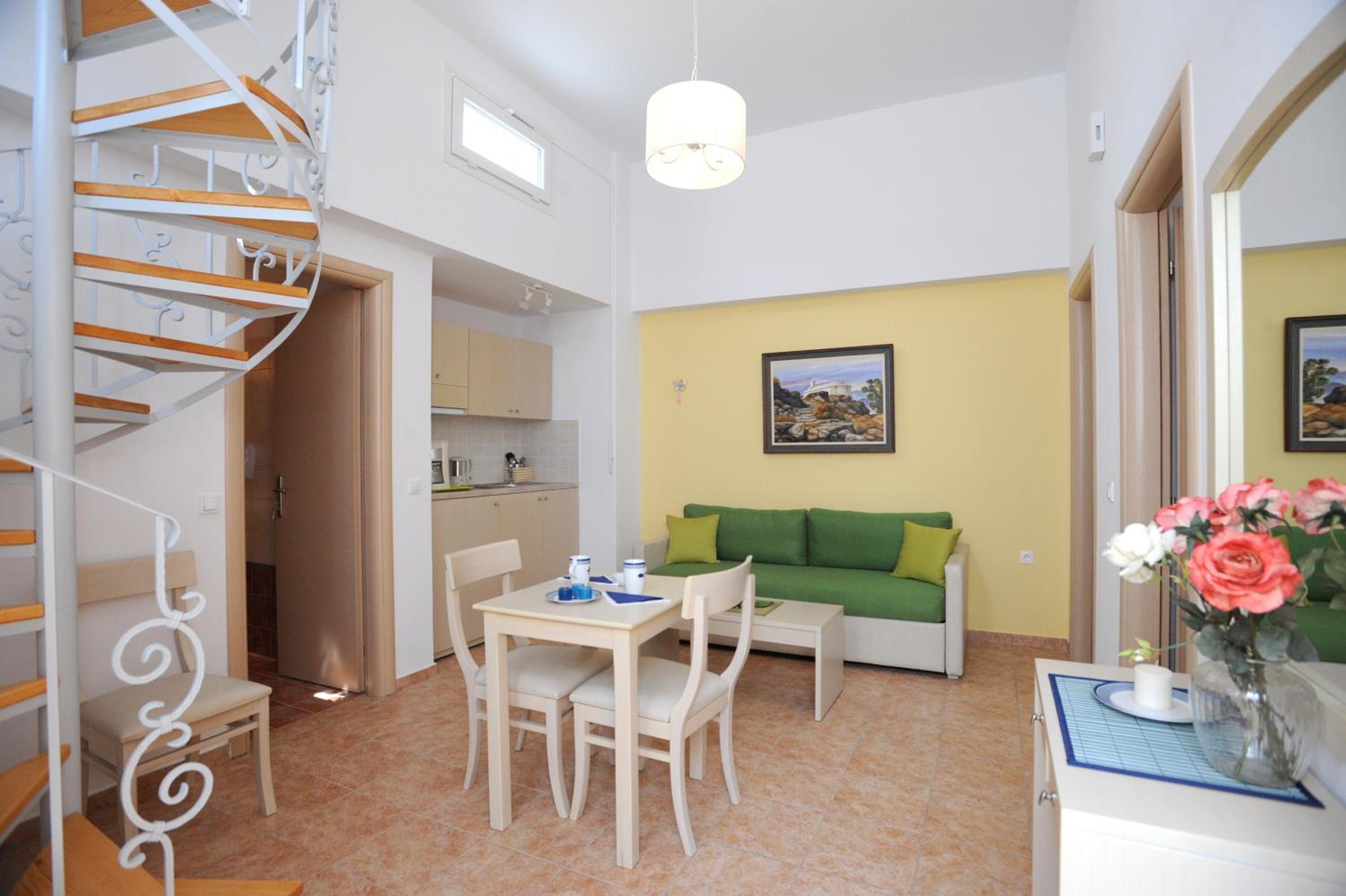 Apartment with Sea View - Split Level - Photo 14